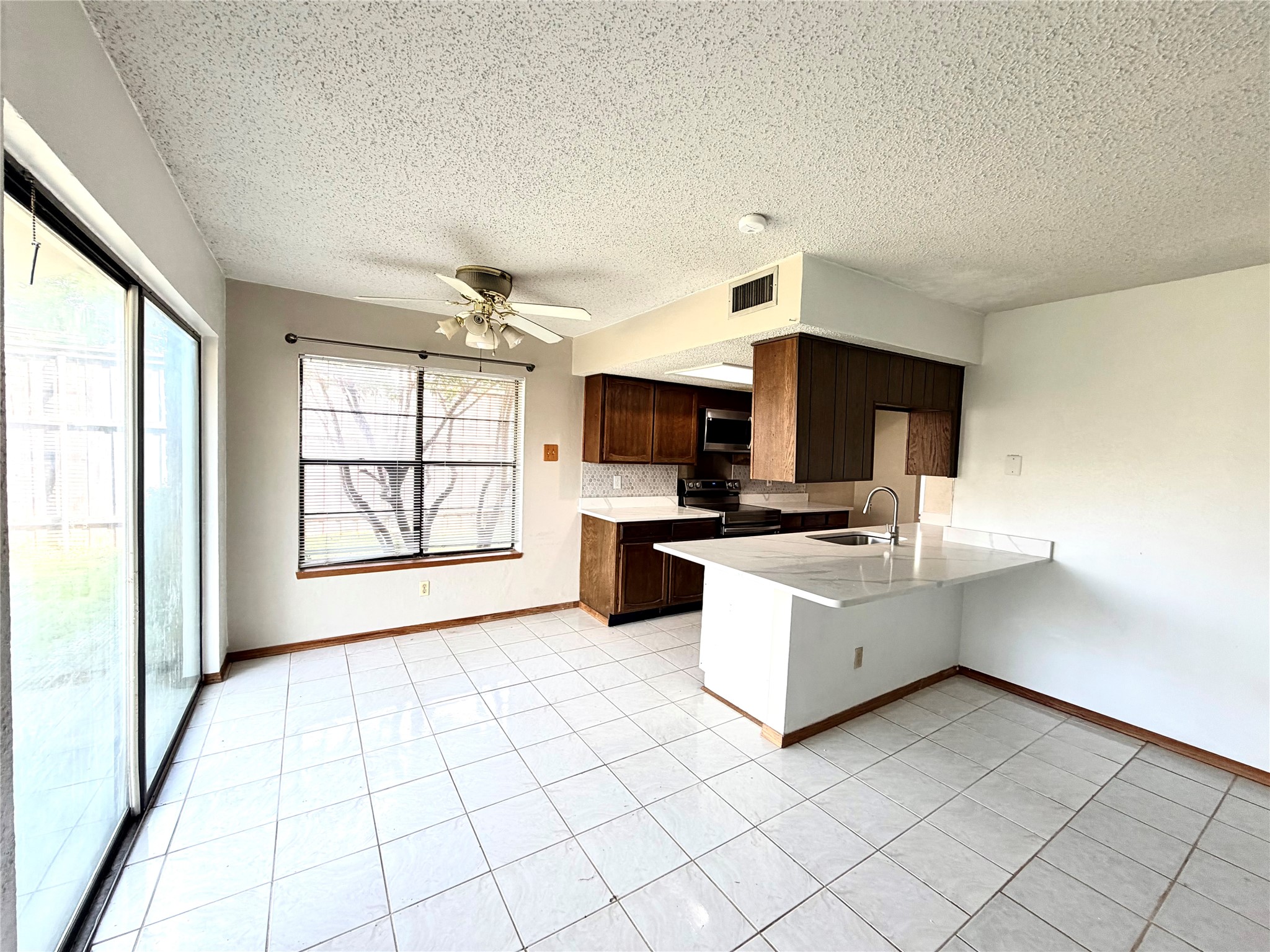 3309 Ivanhoe Lane Garland TX 75044