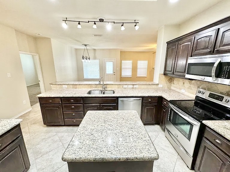 3020 Tamarack Lane Denton TX 76226