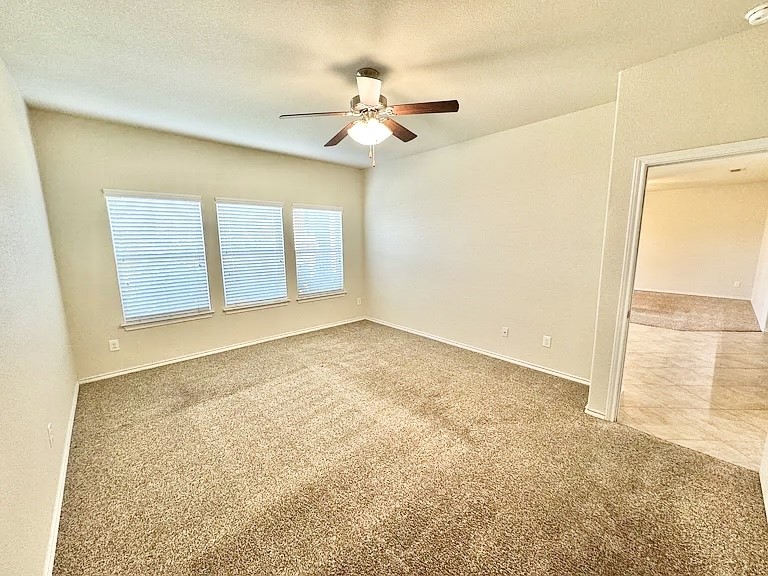 3020 Tamarack Lane Denton TX 76226