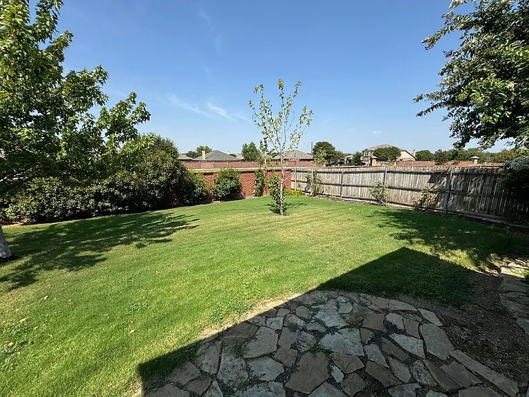 3020 Tamarack Lane Denton TX 76226
