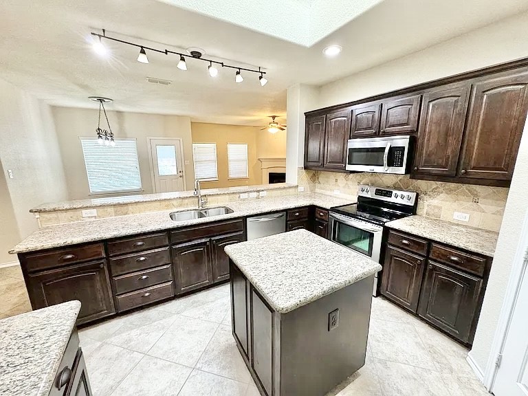 3020 Tamarack Lane Denton TX 76226