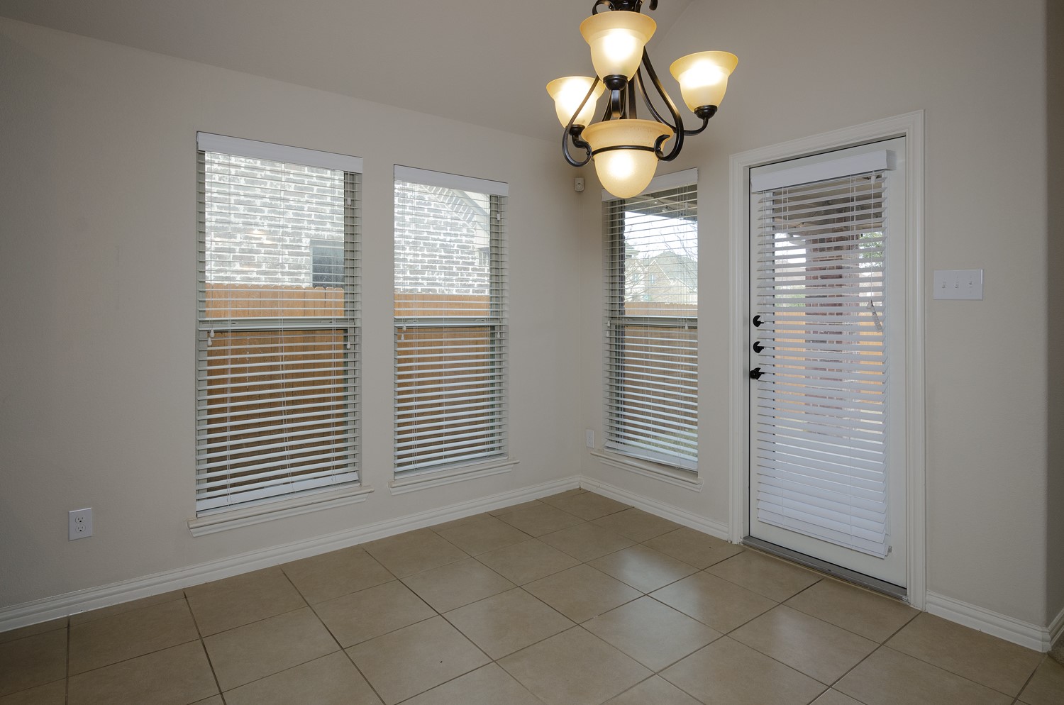 10876 Leesa Drive Mckinney TX 75072