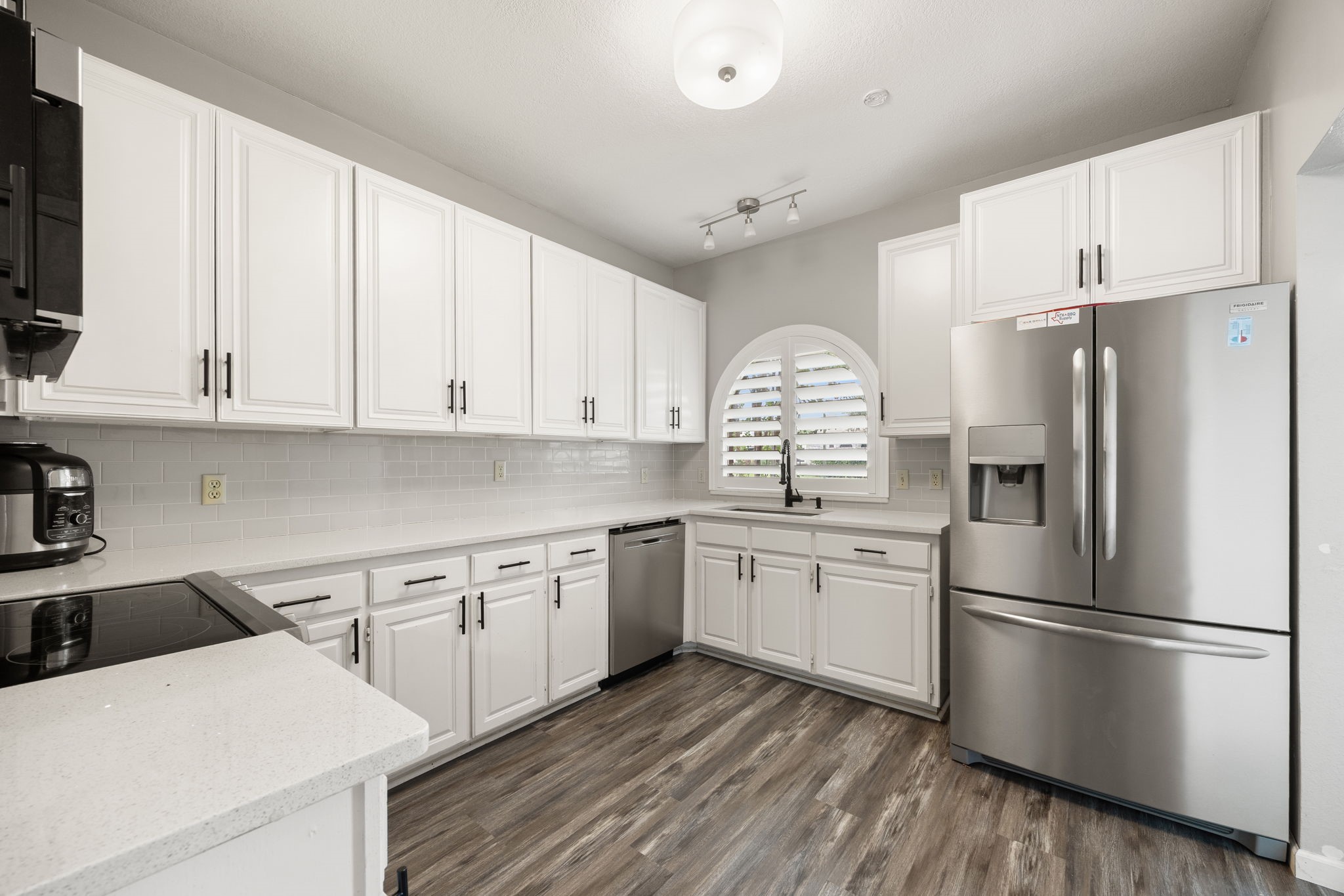 2016 Falcon Ridge Drive Carrollton TX 75010