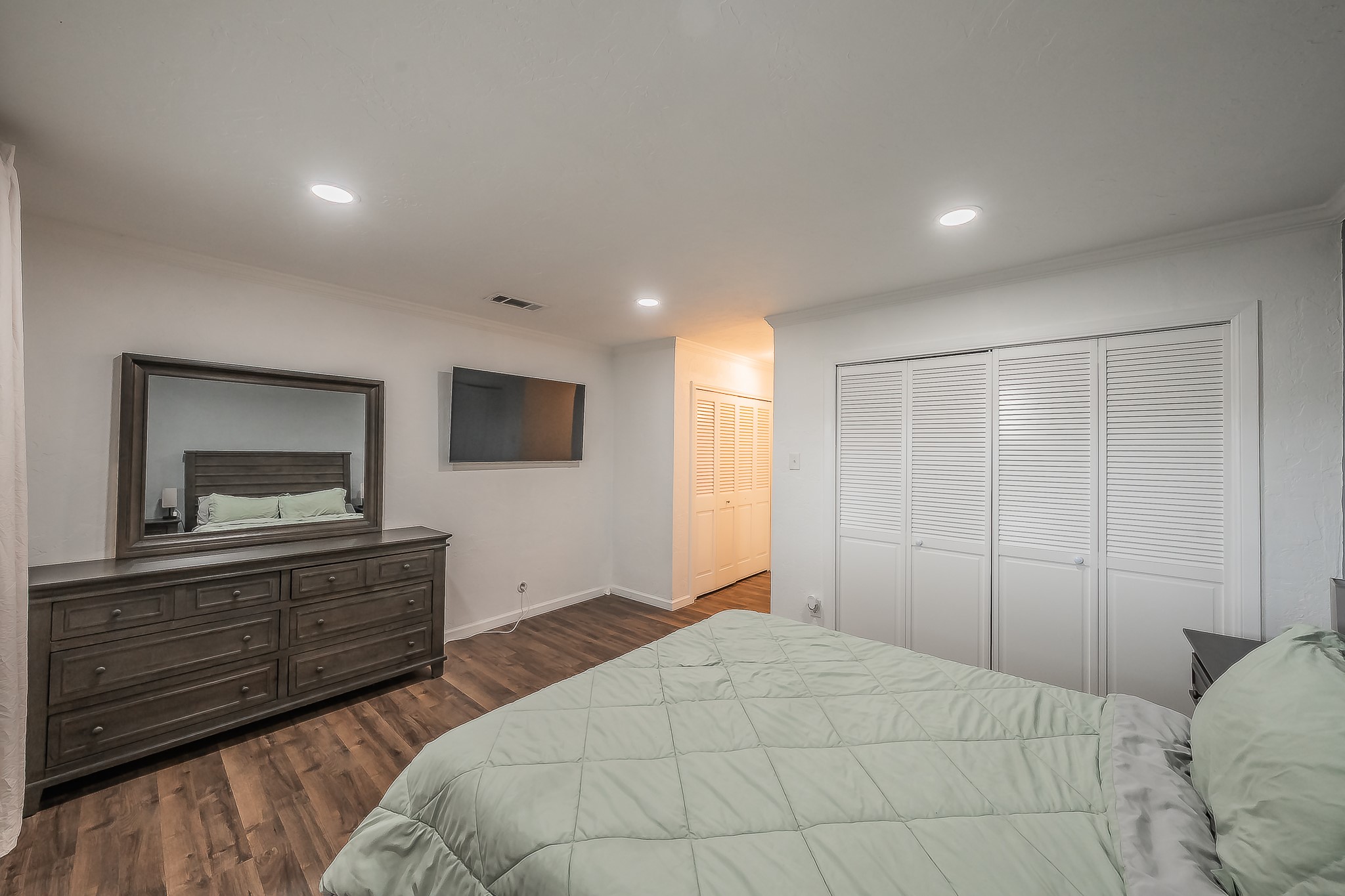 1001 Woodoak Court Fort Worth TX 76112