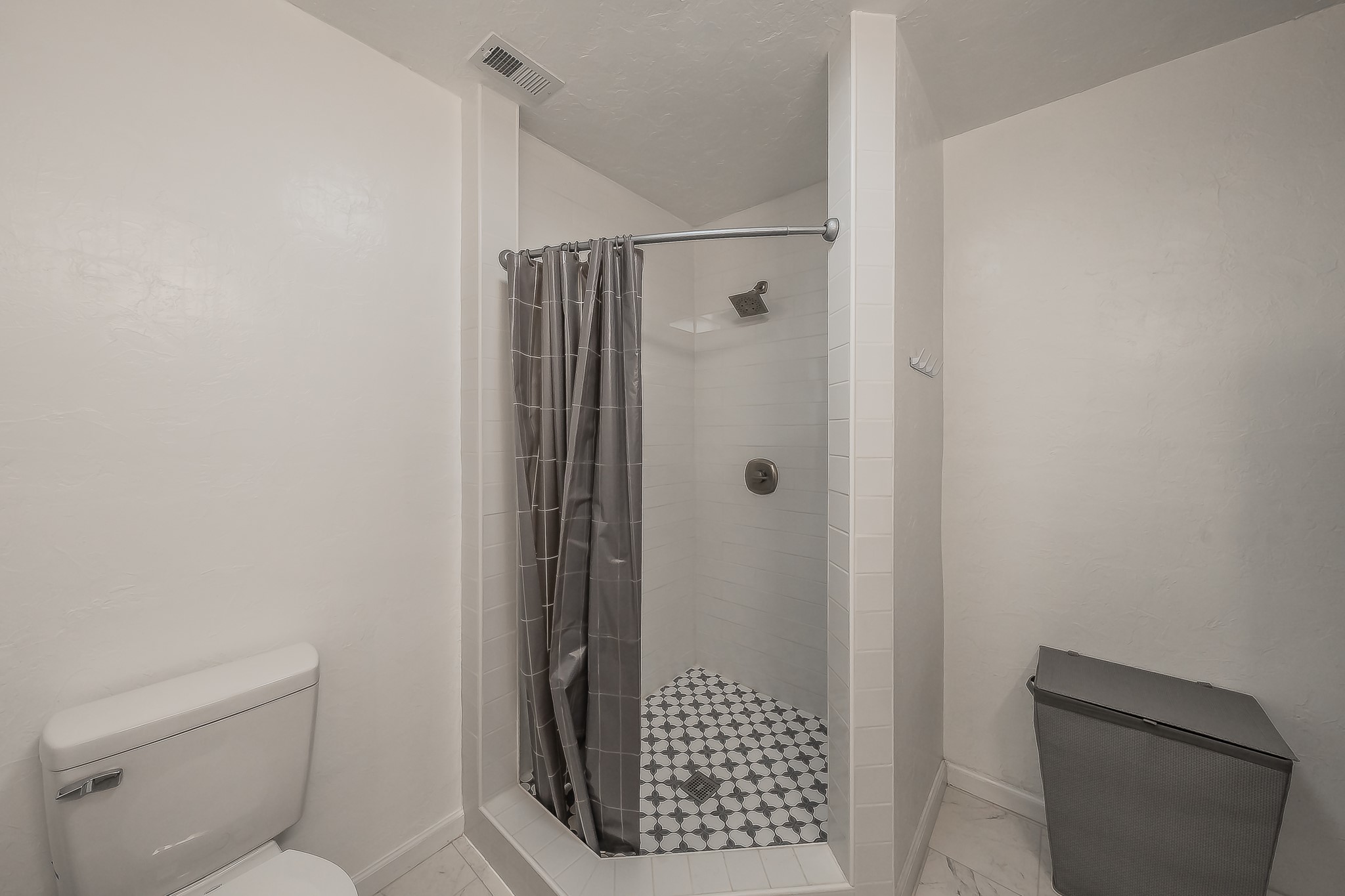 1001 Woodoak Court Fort Worth TX 76112