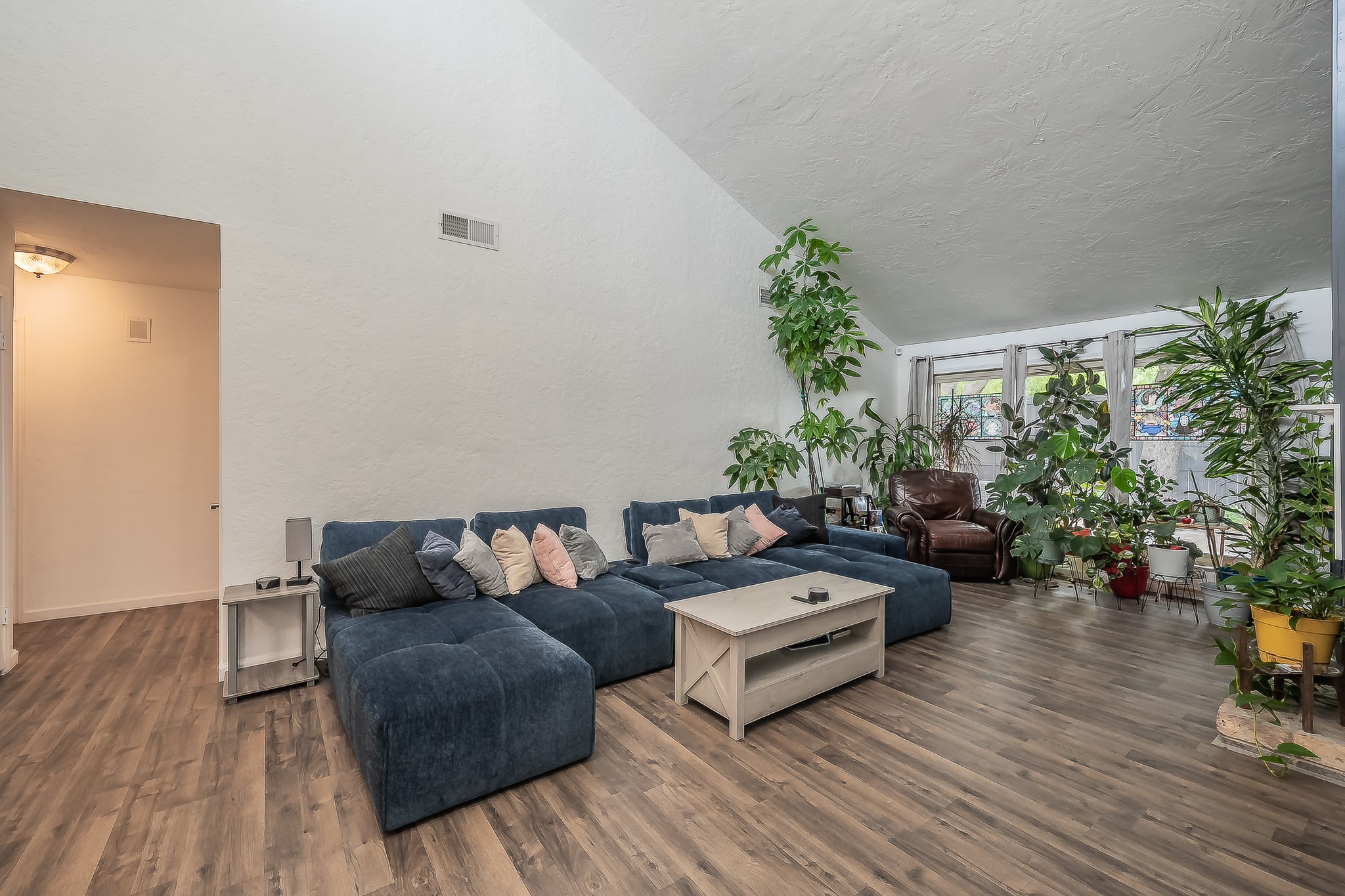 1001 Woodoak Court Fort Worth TX 76112