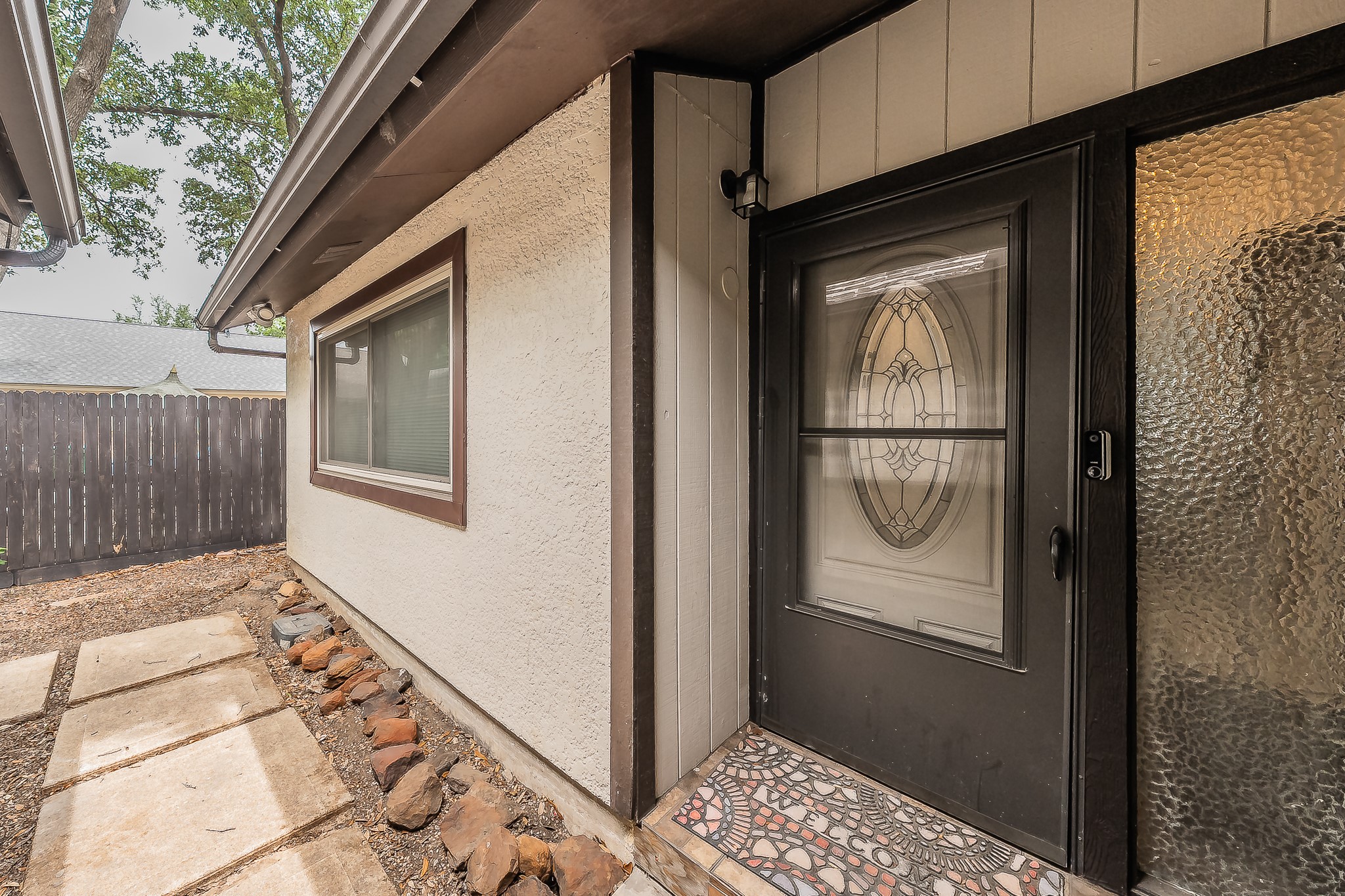 1001 Woodoak Court Fort Worth TX 76112