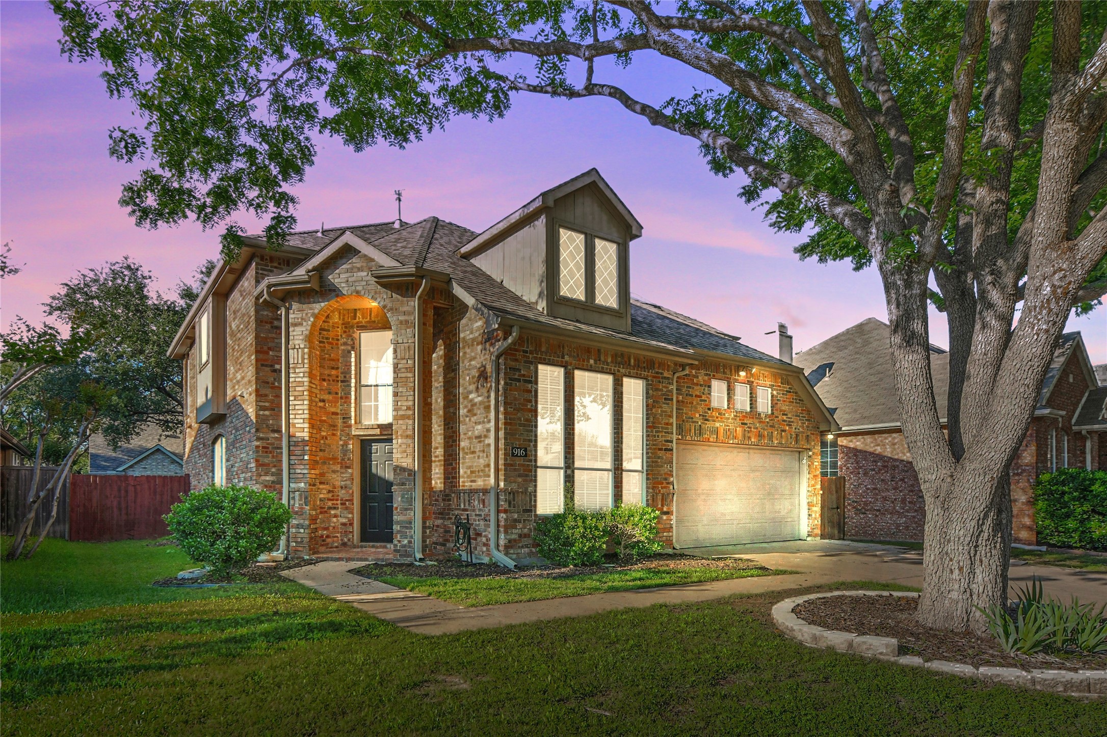 916 Sugarberry Lane Flower Mound TX 75028