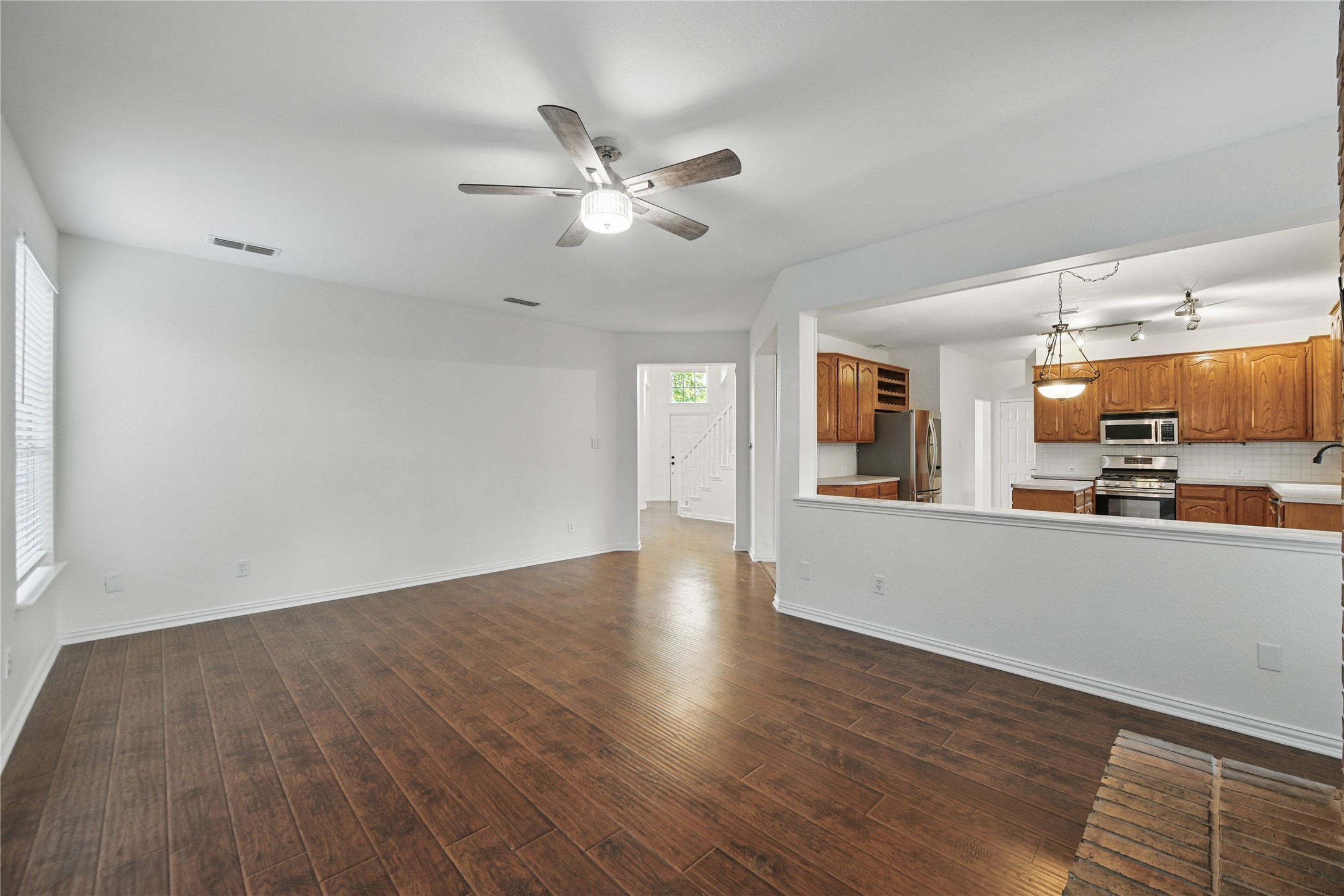 916 Sugarberry Lane Flower Mound TX 75028