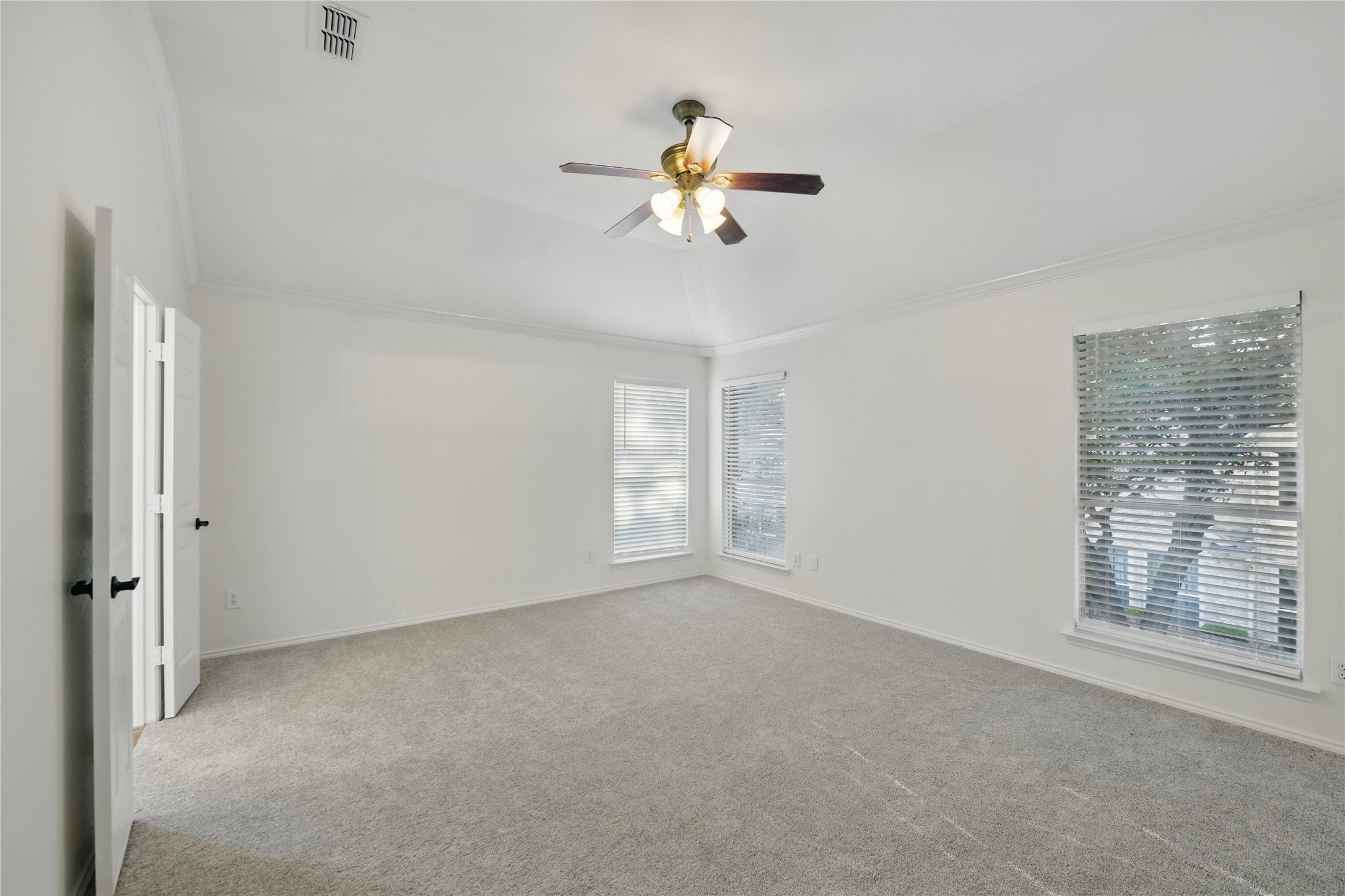 916 Sugarberry Lane Flower Mound TX 75028