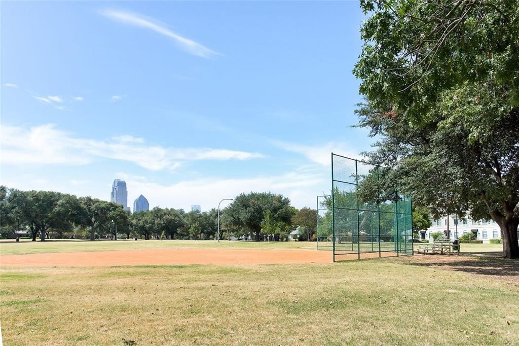 1510 N Washington Avenue Dallas TX 75204