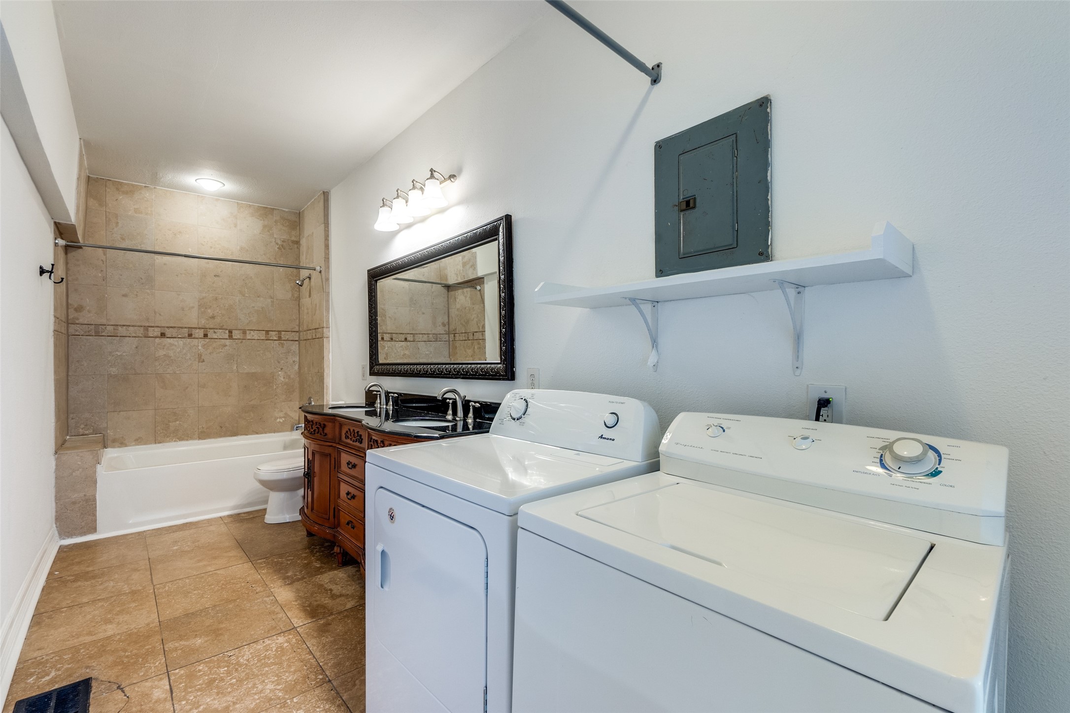 738 Woodlawn Avenue Dallas TX 75208