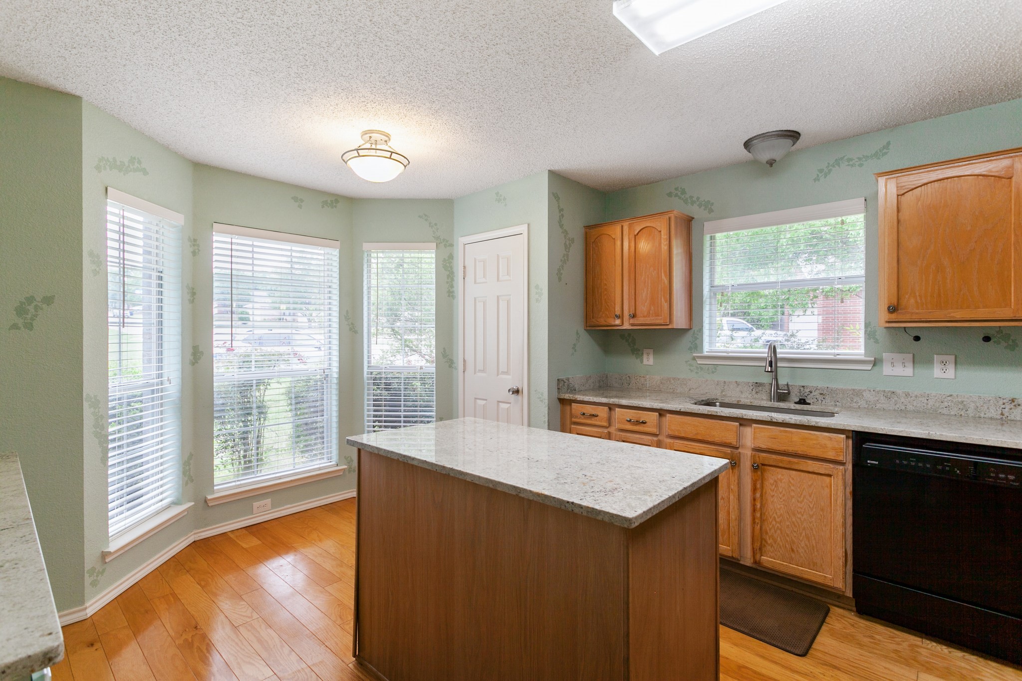 366 Dalhart Drive Weatherford TX 76086