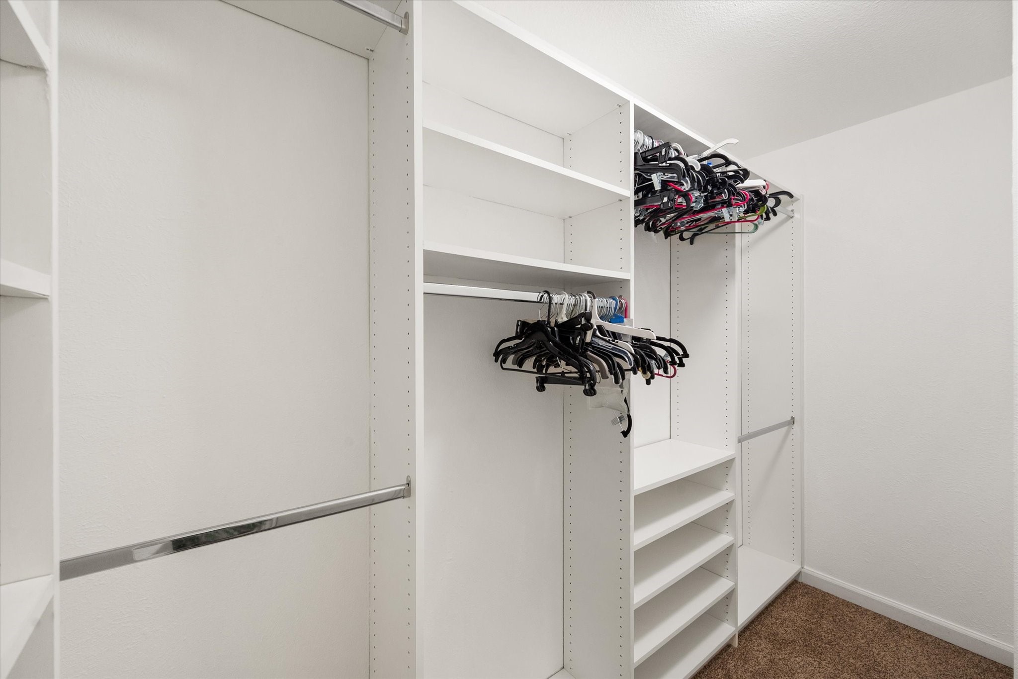 207 E Harwood Road Euless TX 76039