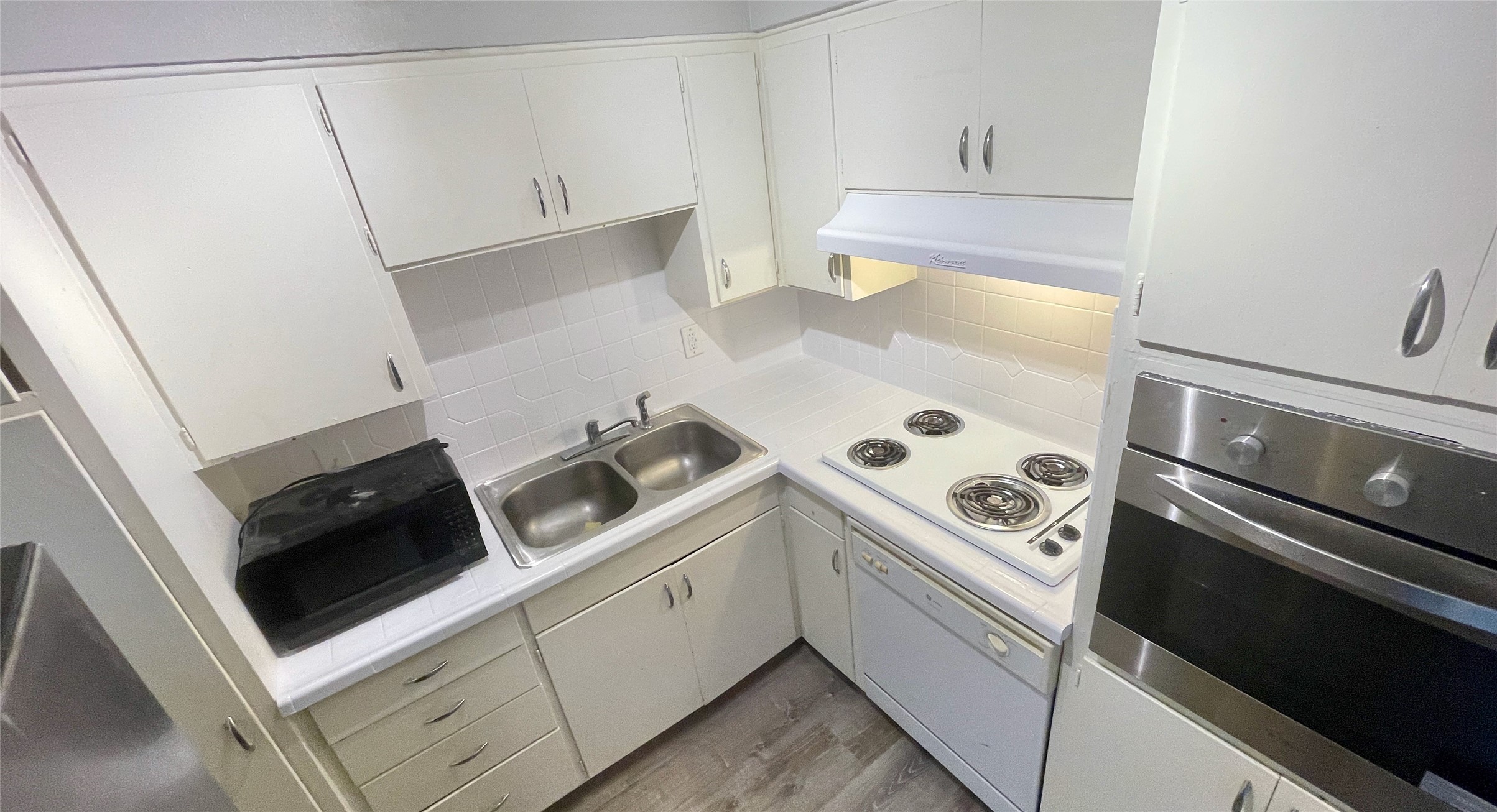 3215 Douglas Avenue Dallas TX 75219