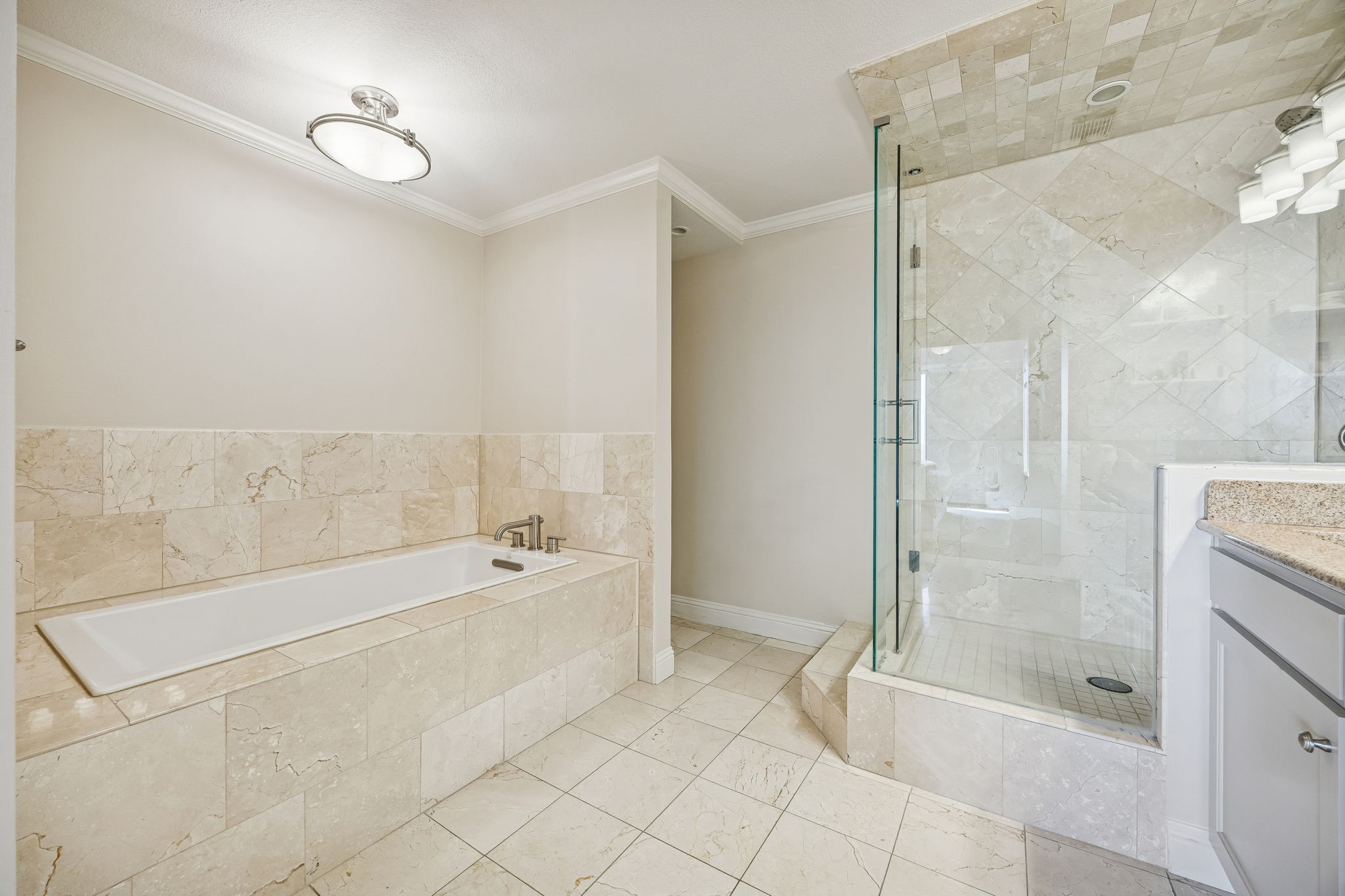 5909 Luther Lane Dallas TX 75225