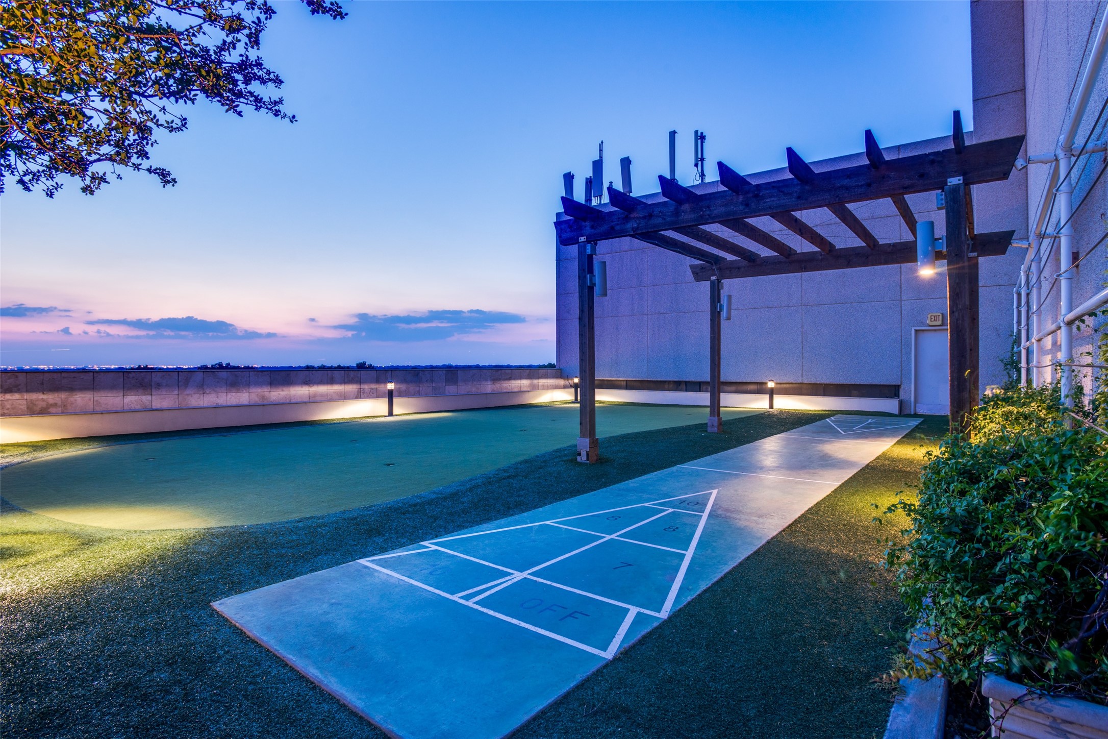 5909 Luther Lane Dallas TX 75225