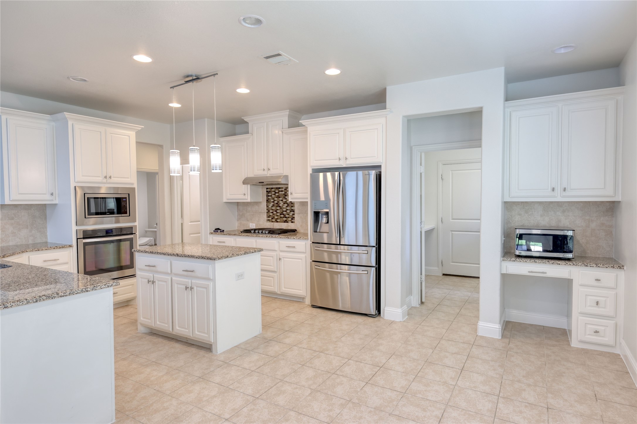 15421 Pioneer Bluff Trail Fort Worth TX 76262