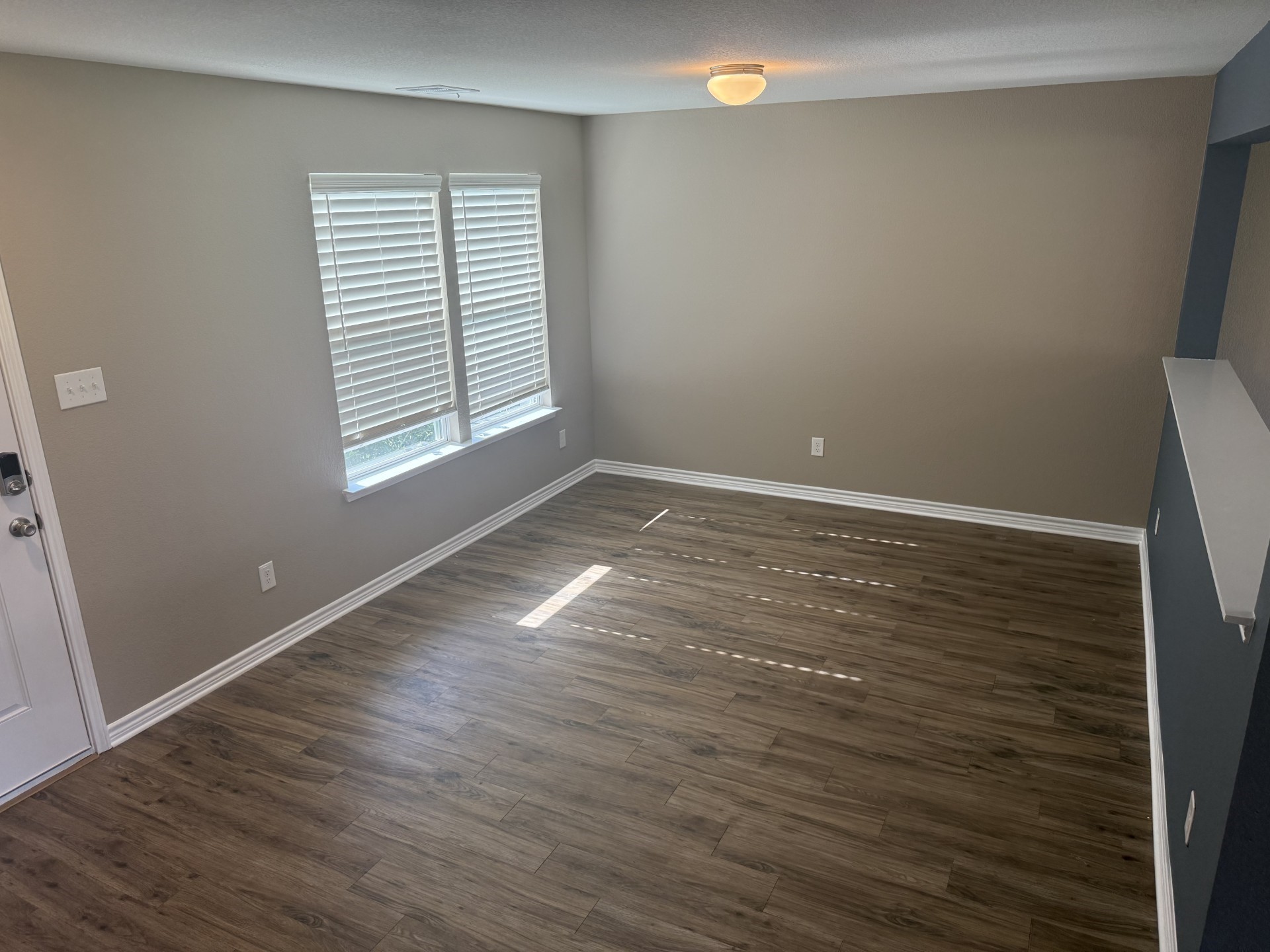 2612 Wesley Avenue Aubrey TX 76227