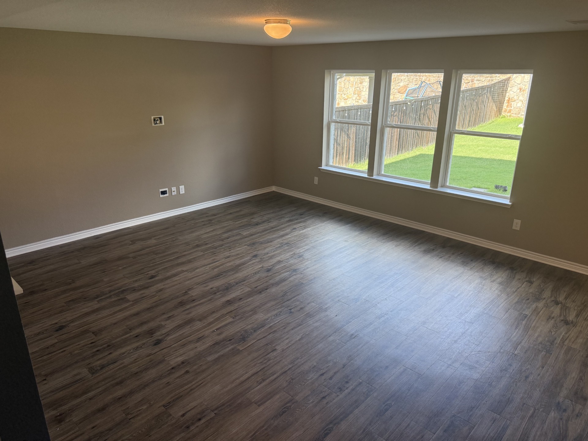 2612 Wesley Avenue Aubrey TX 76227