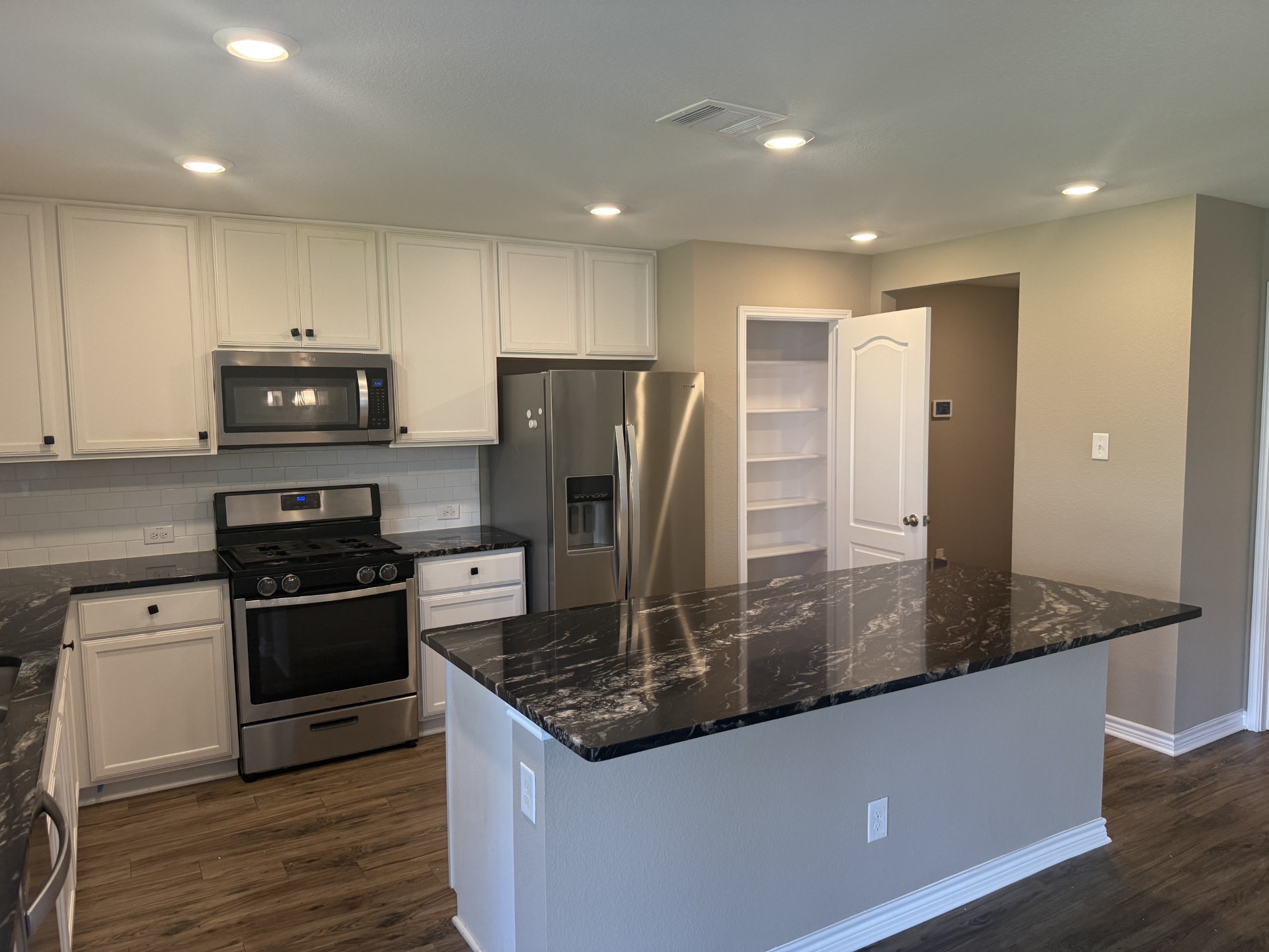 2612 Wesley Avenue Aubrey TX 76227