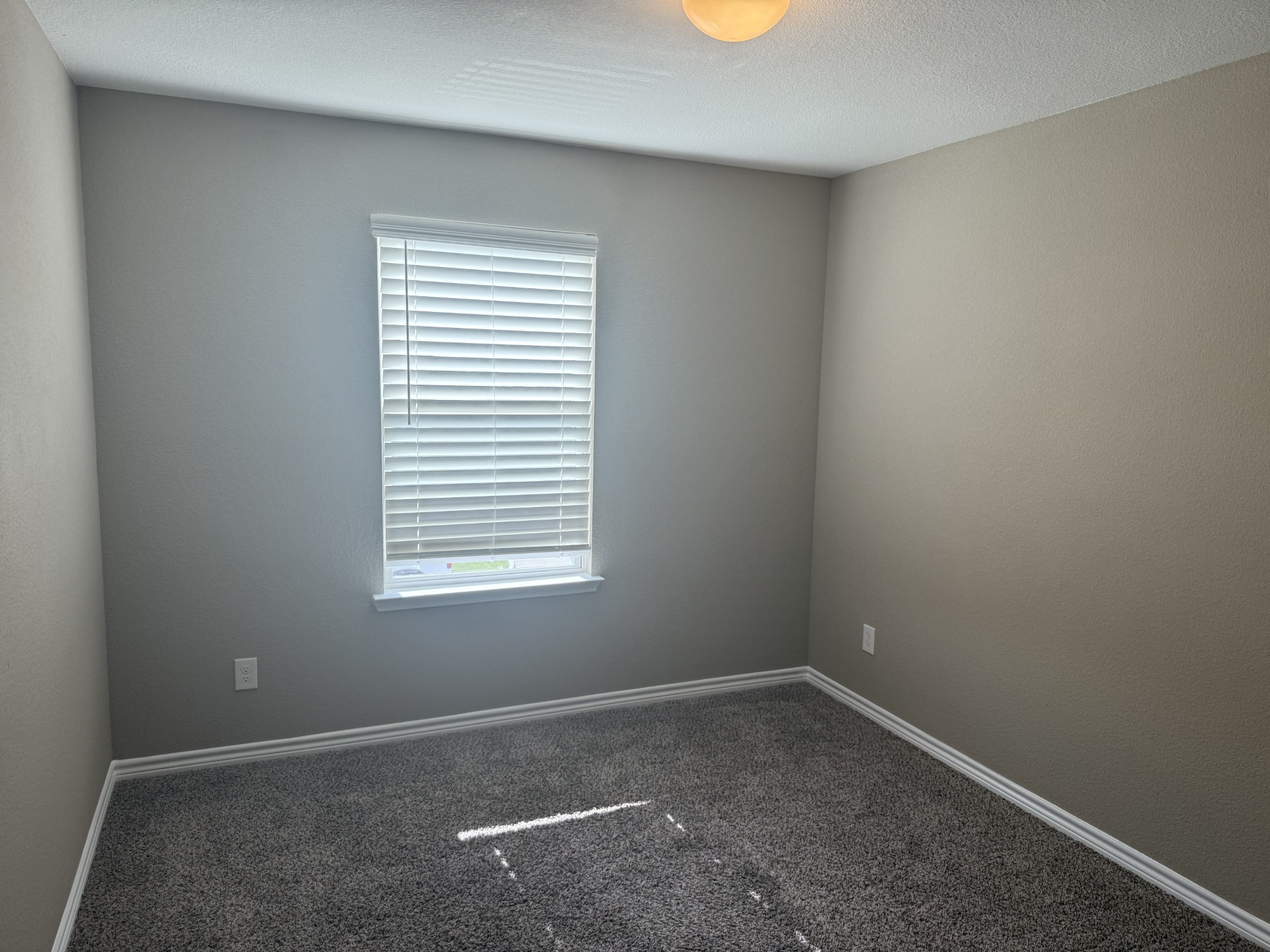 2612 Wesley Avenue Aubrey TX 76227