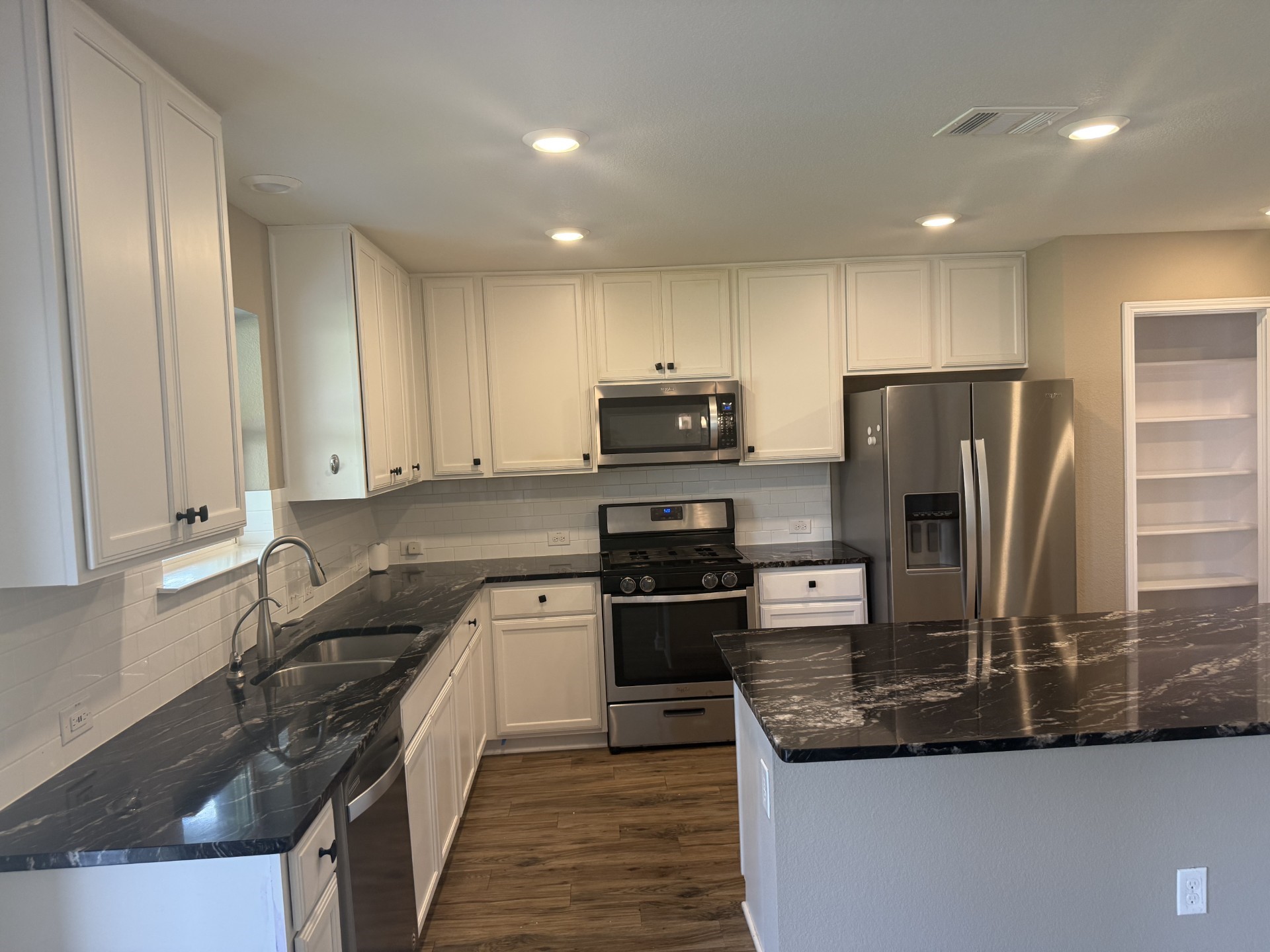 2612 Wesley Avenue Aubrey TX 76227