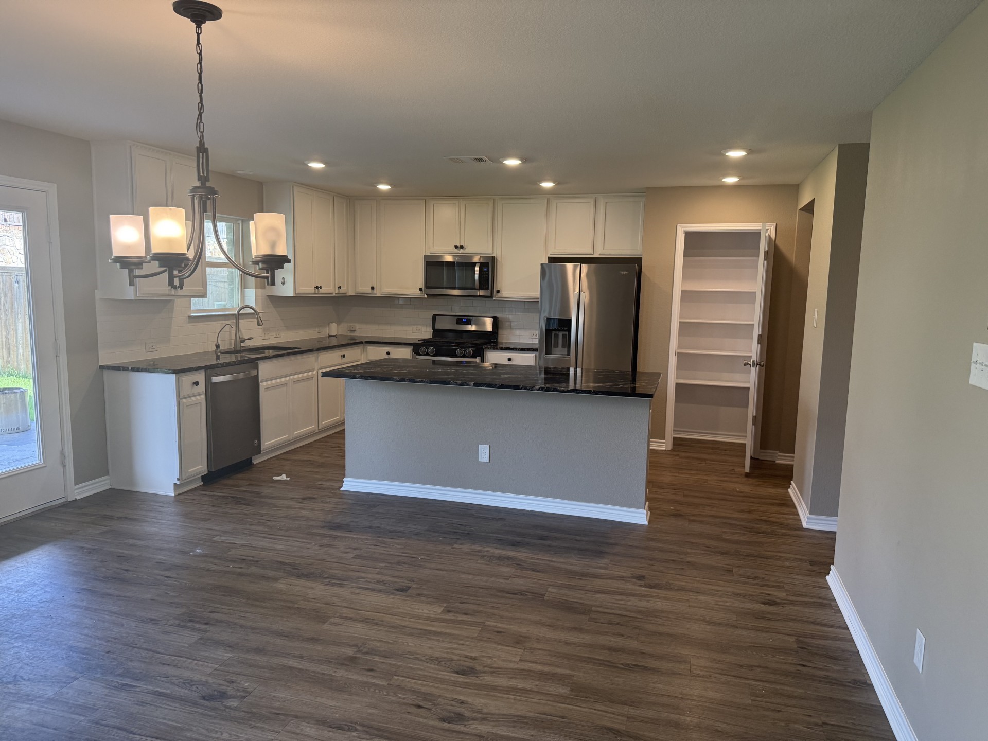 2612 Wesley Avenue Aubrey TX 76227