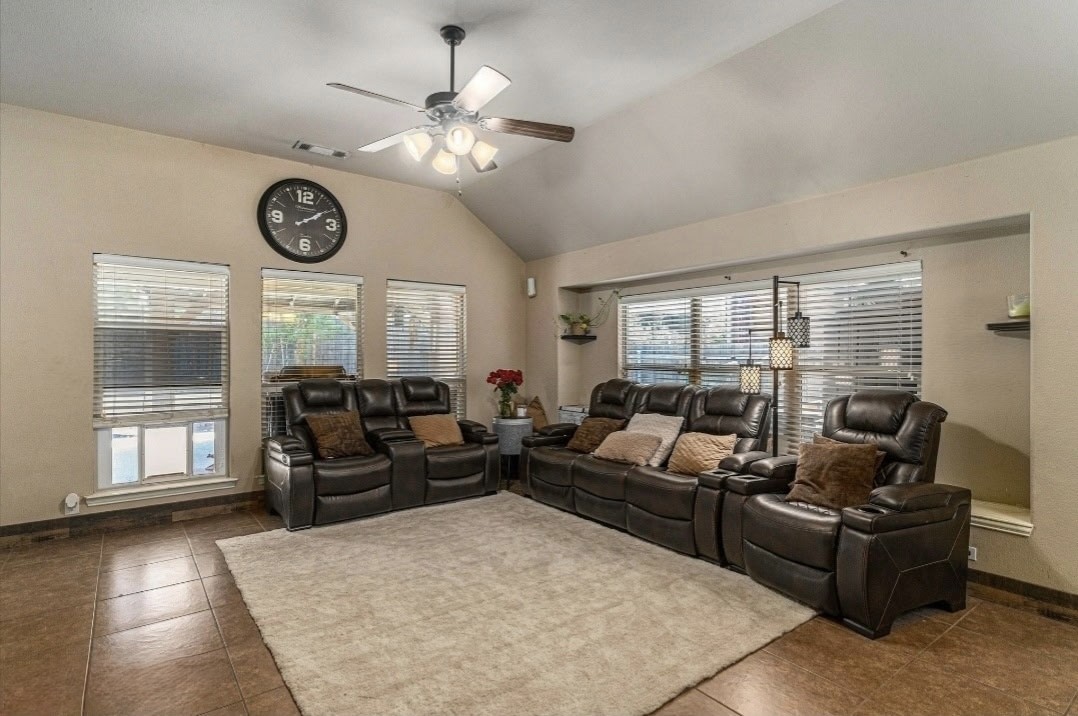 532 Darlington Trail Fort Worth TX 76131
