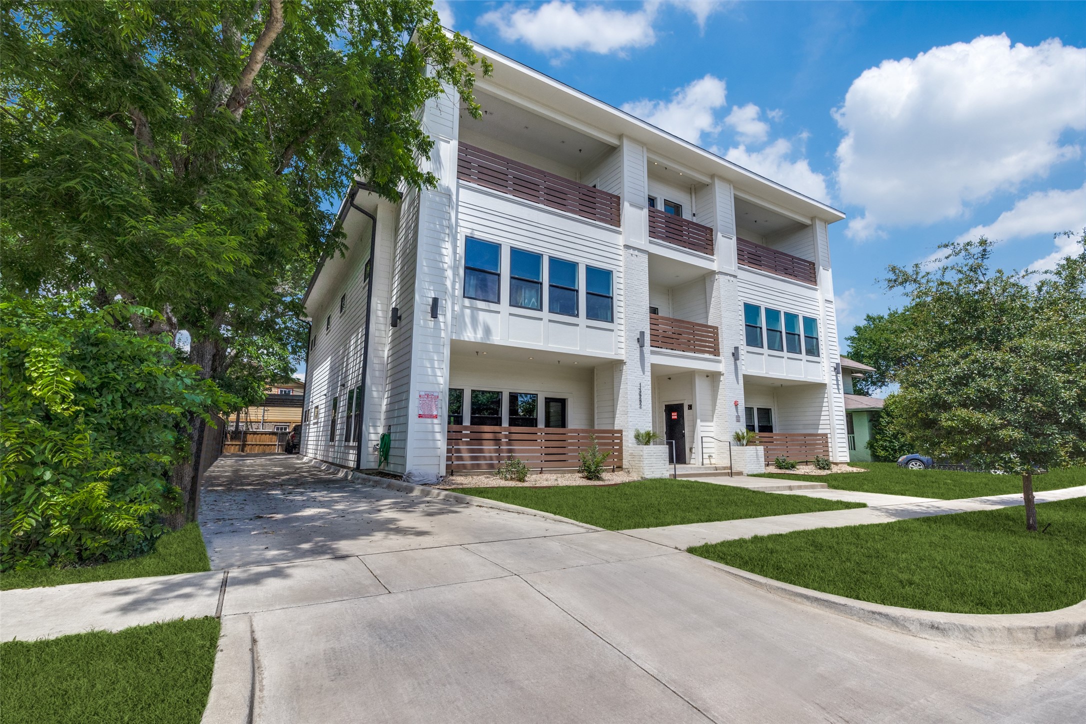 1322 Lipscomb Street Fort Worth TX 76104