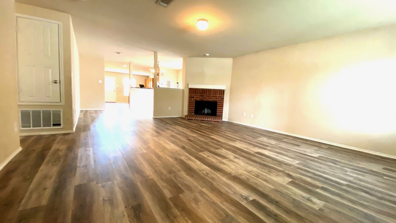 1829 Nightingale Drive Aubrey TX 76227