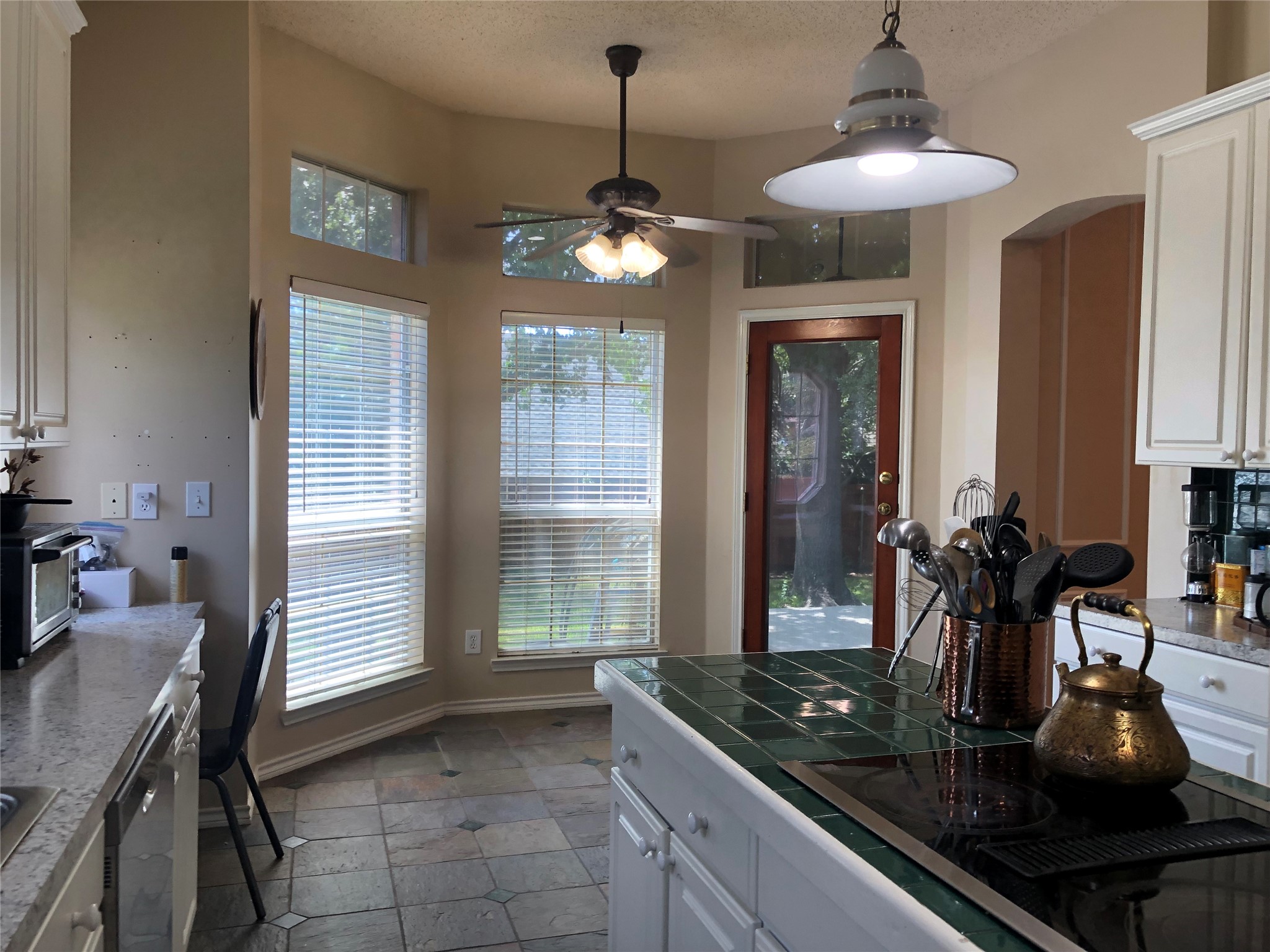 2685 Hillside Drive Highland Village TX 75077