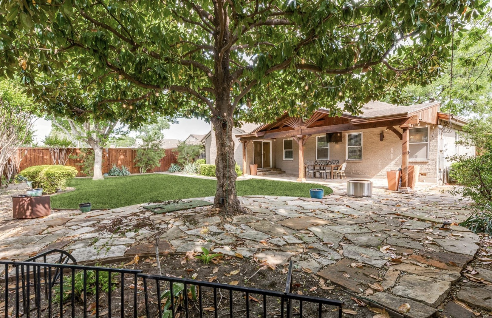 5820 Forest Lane Dallas TX 75230