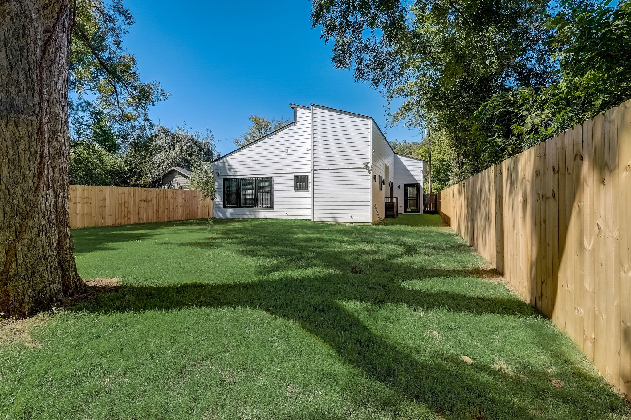 2618 Carpenter Avenue Dallas TX 75215