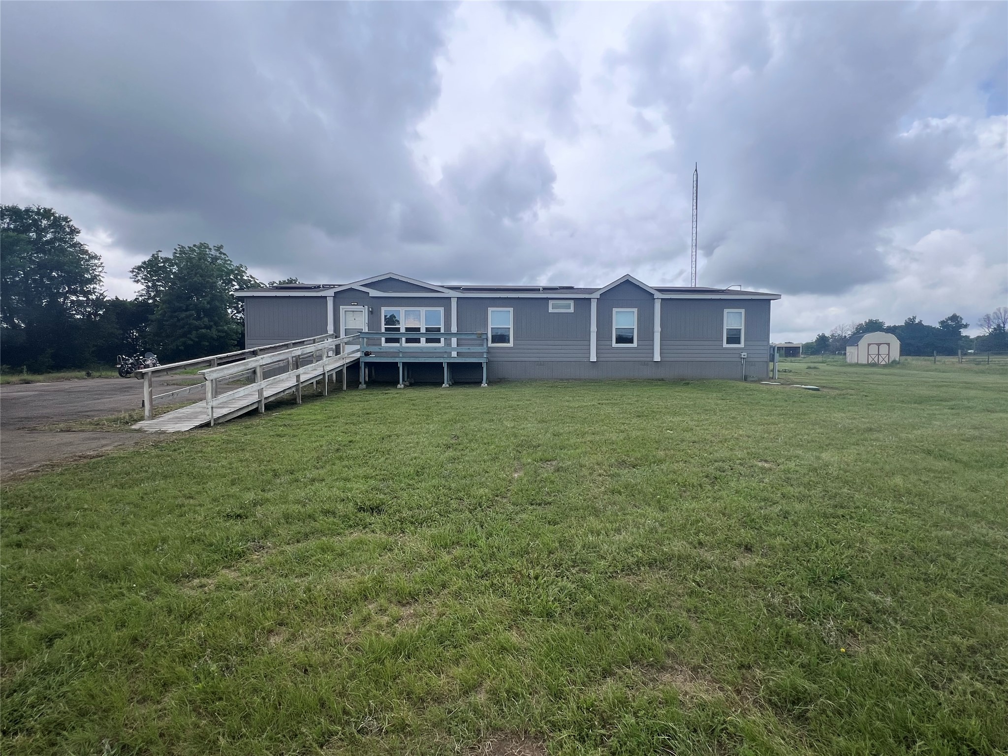 470 Fm 896 Trenton TX 75490