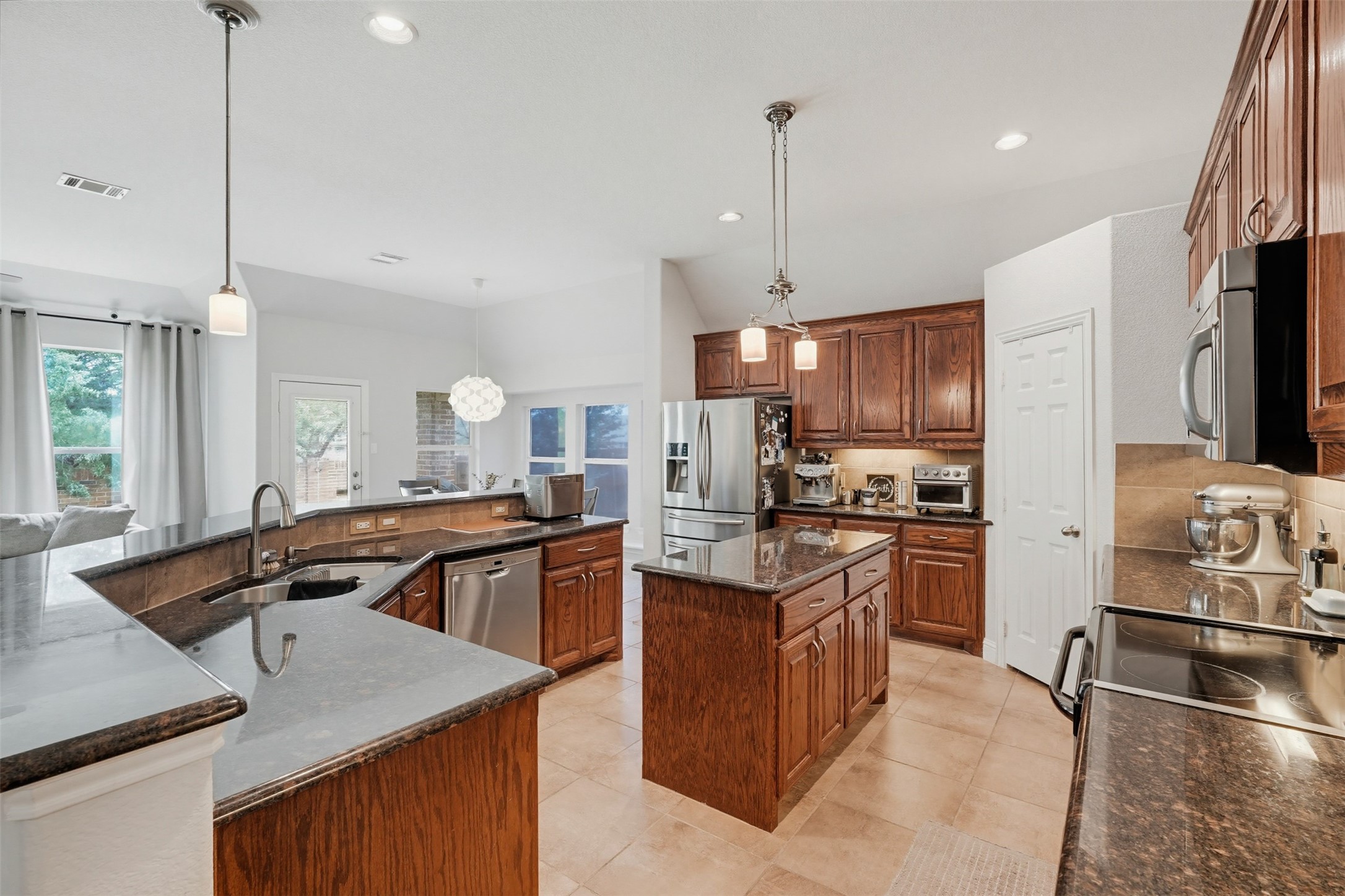 2504 Maple Stream Drive Fort Worth TX 76177