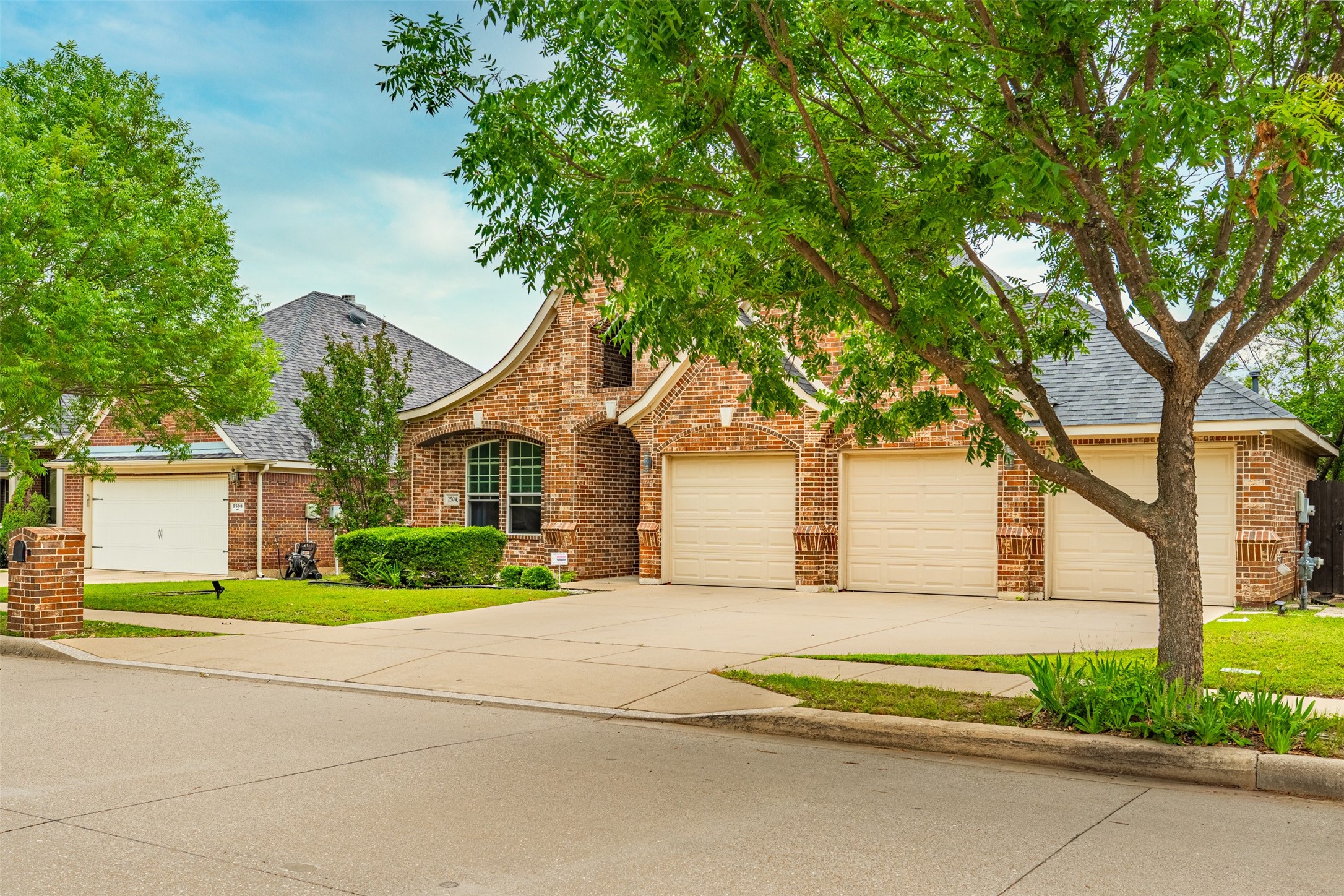 2504 Maple Stream Drive Fort Worth TX 76177