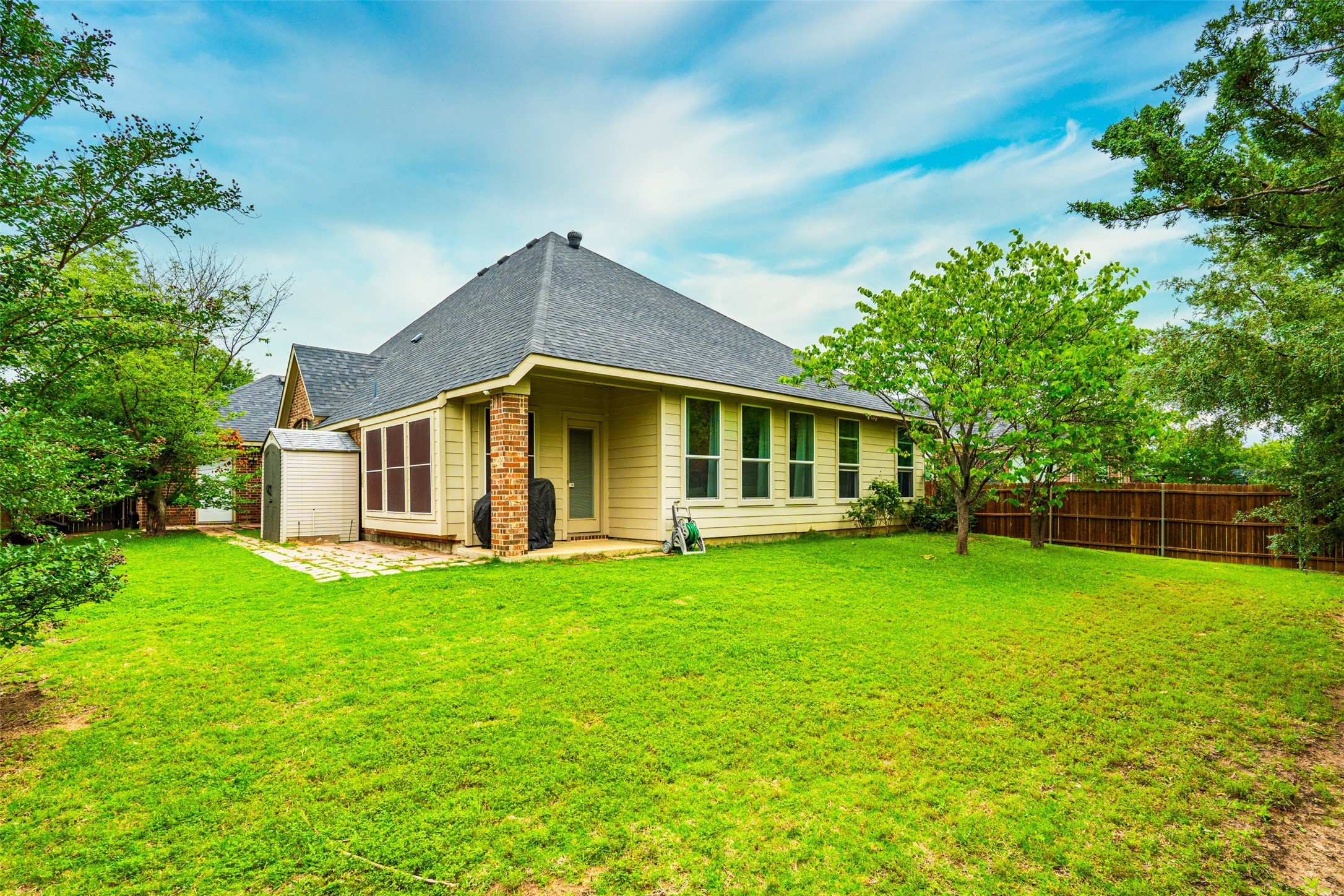 2504 Maple Stream Drive Fort Worth TX 76177