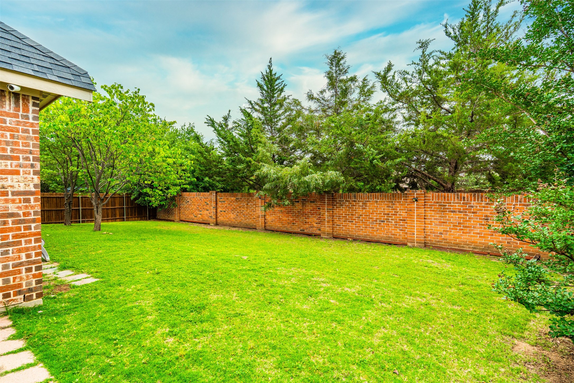 2504 Maple Stream Drive Fort Worth TX 76177