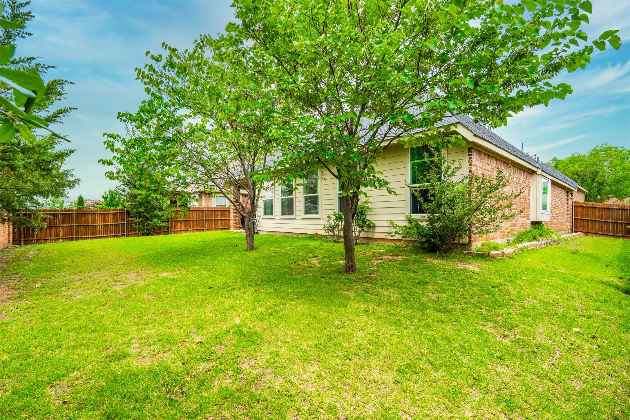 2504 Maple Stream Drive Fort Worth TX 76177