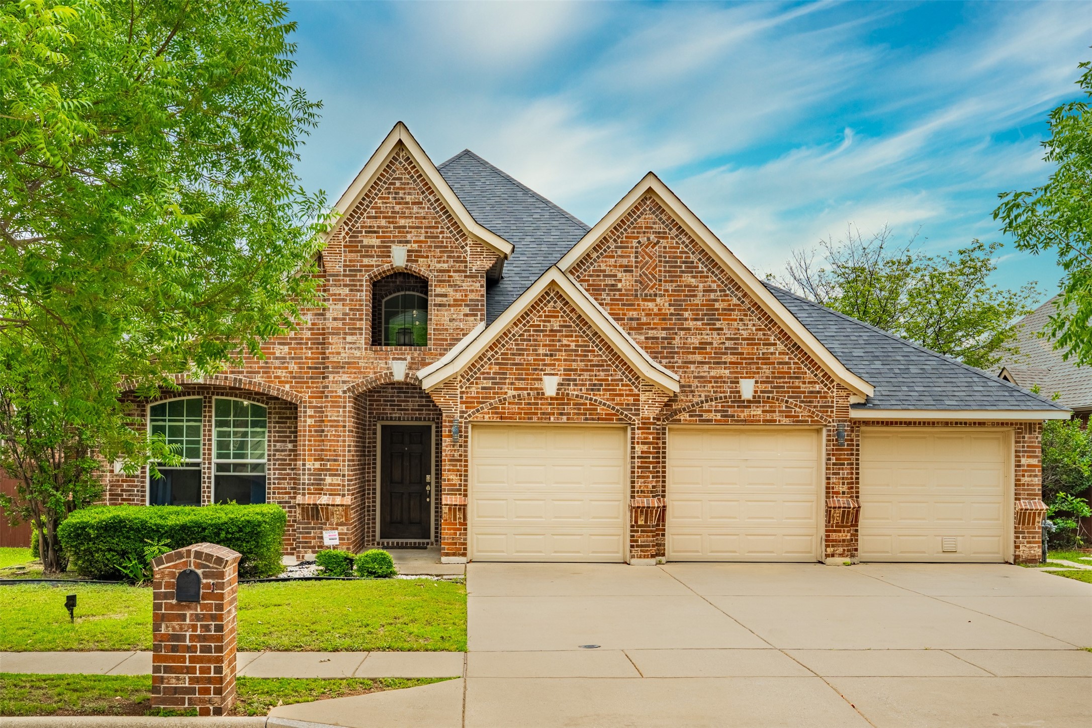 2504 Maple Stream Drive Fort Worth TX 76177