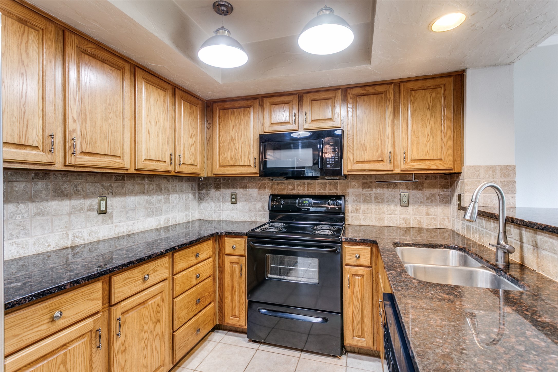 9416 Penny Lane Irving TX 75063