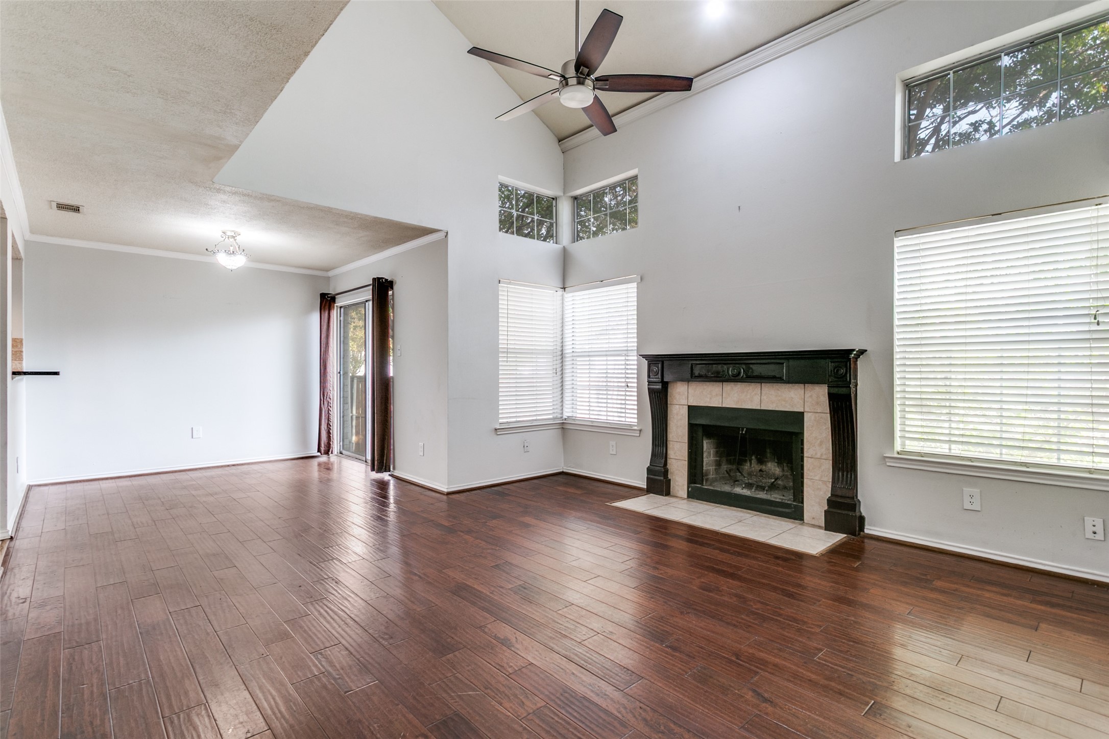 9416 Penny Lane Irving TX 75063