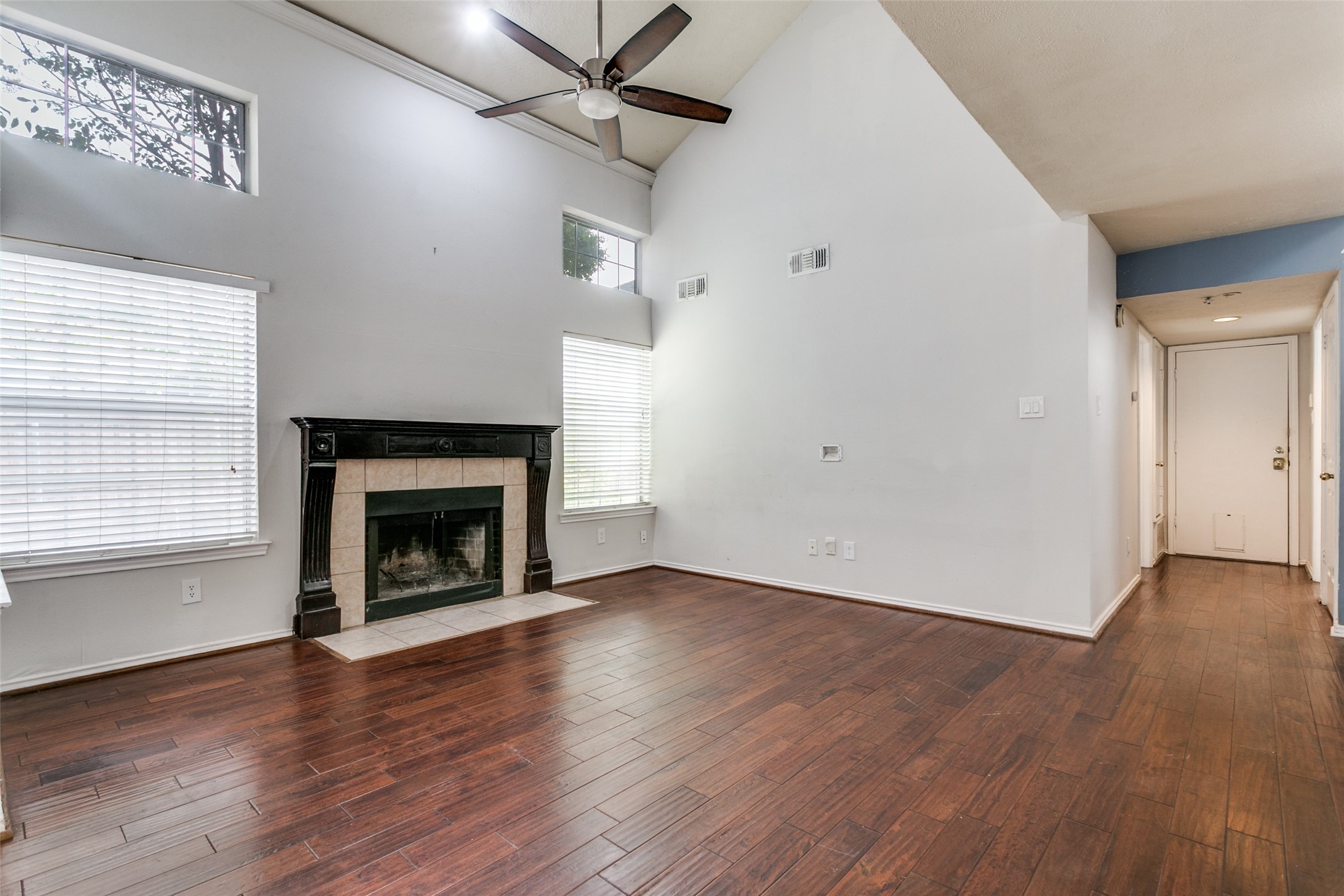 9416 Penny Lane Irving TX 75063