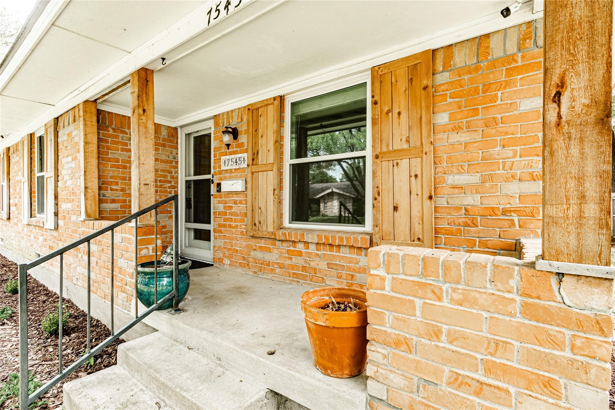 7545 Brentcove Circle Dallas TX 75214
