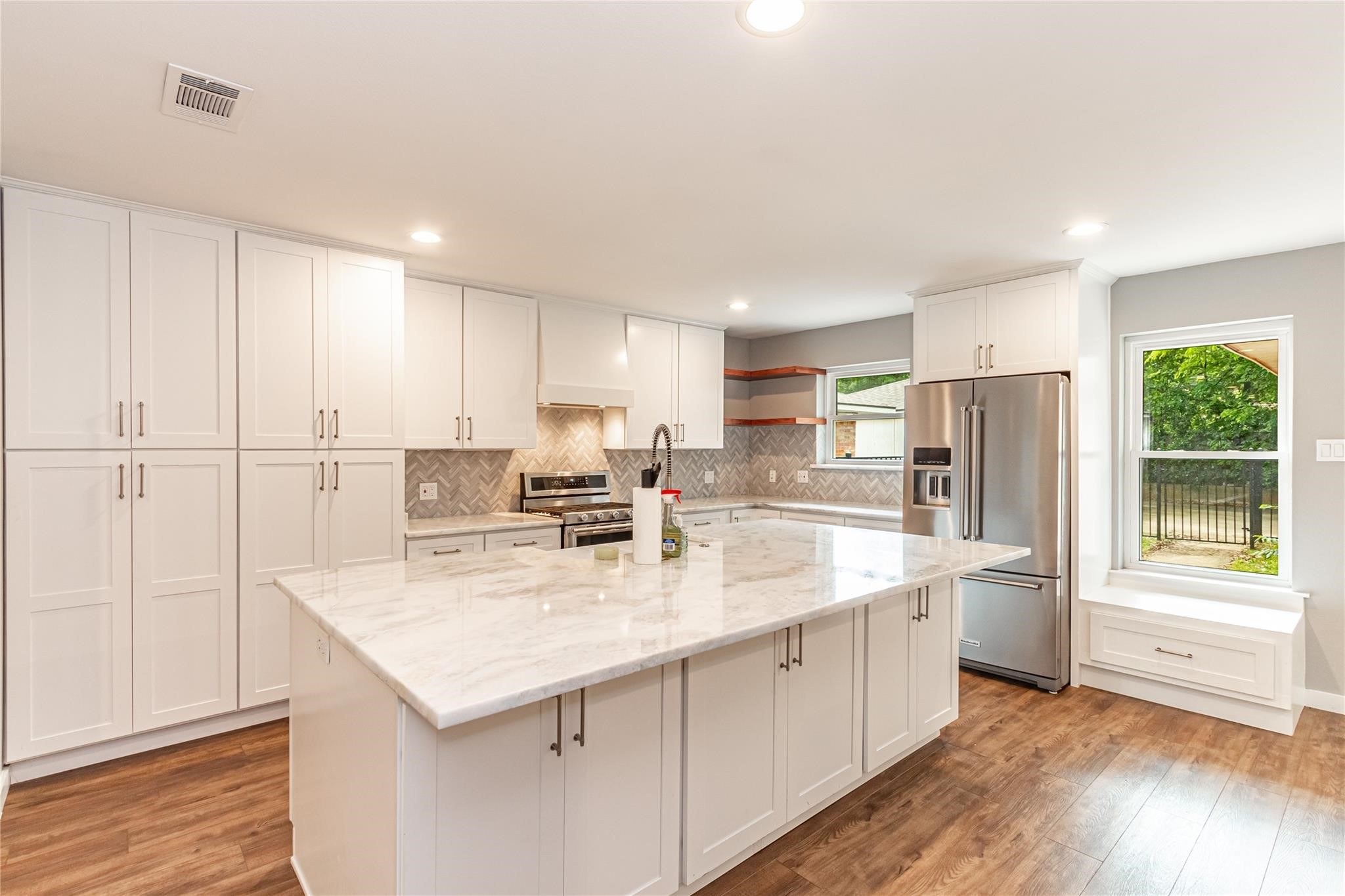 7545 Brentcove Circle Dallas TX 75214