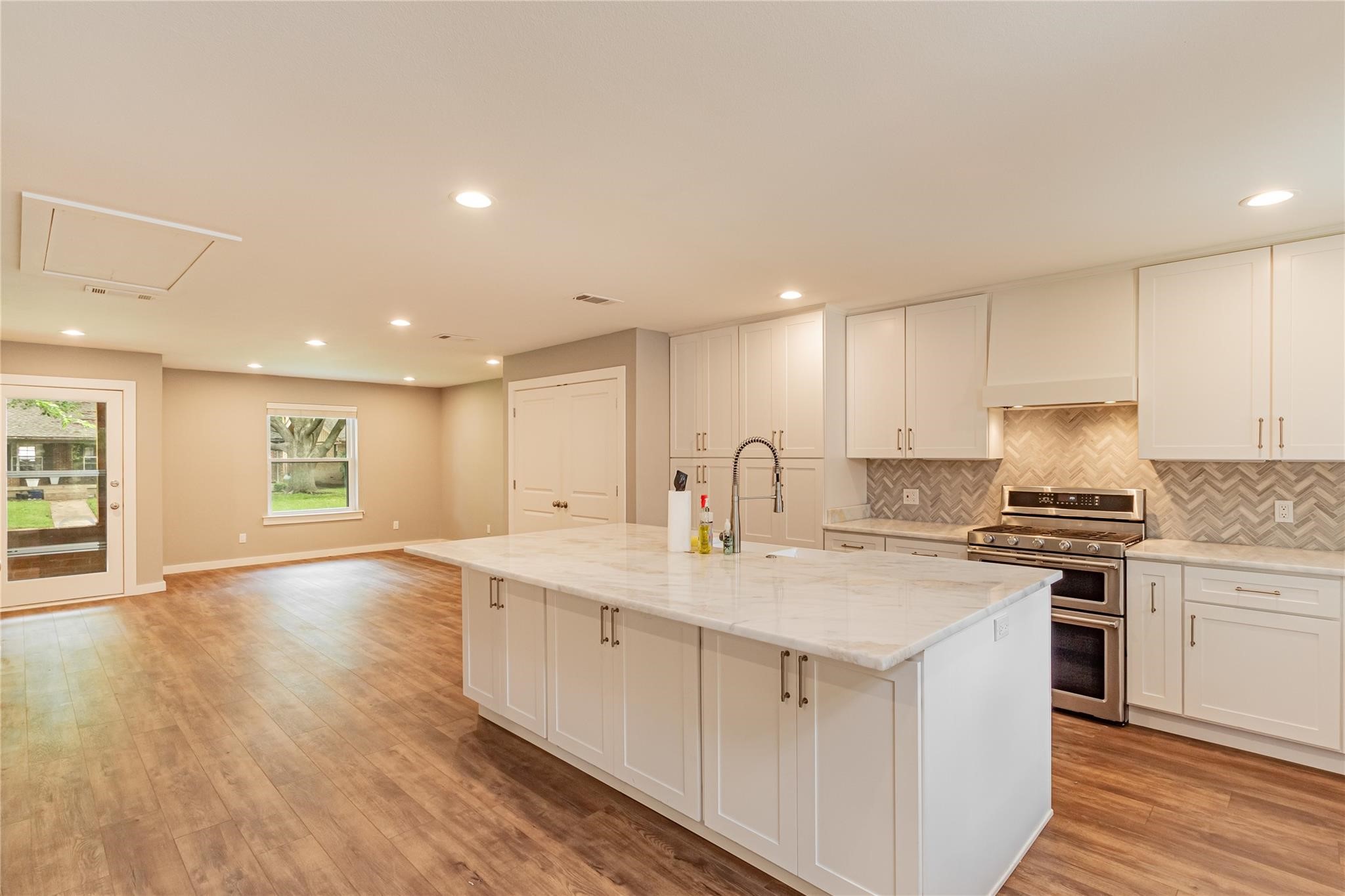 7545 Brentcove Circle Dallas TX 75214