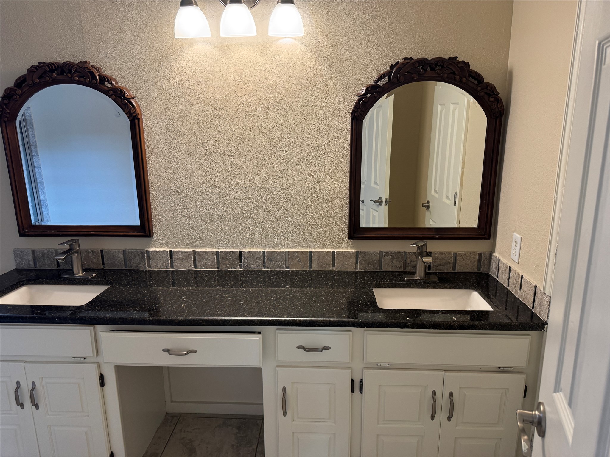 1110 Dove Hollow Road Granbury TX 76048