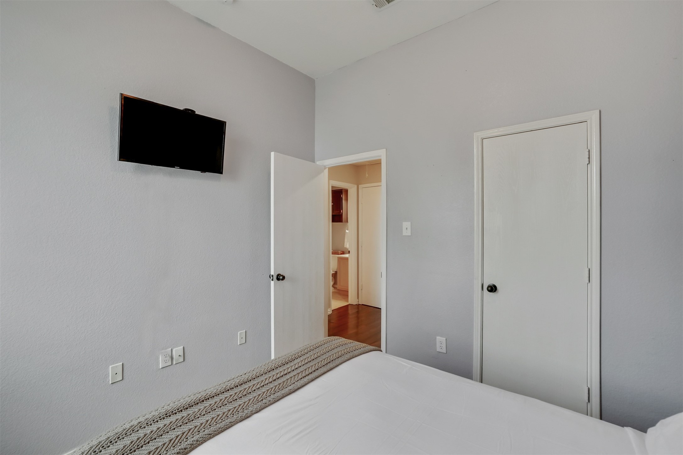 4903 Captains Place Garland TX 75043
