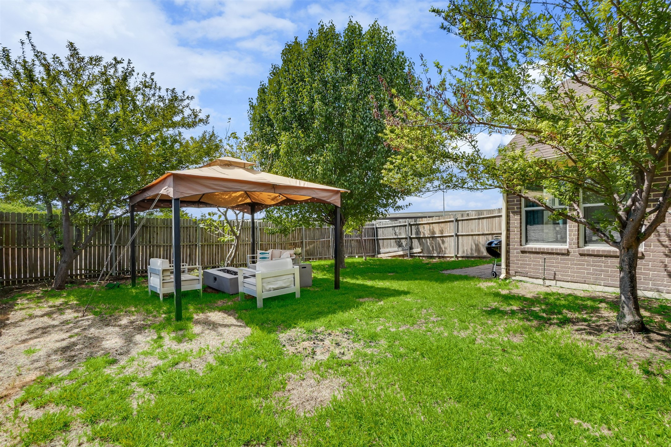 4903 Captains Place Garland TX 75043